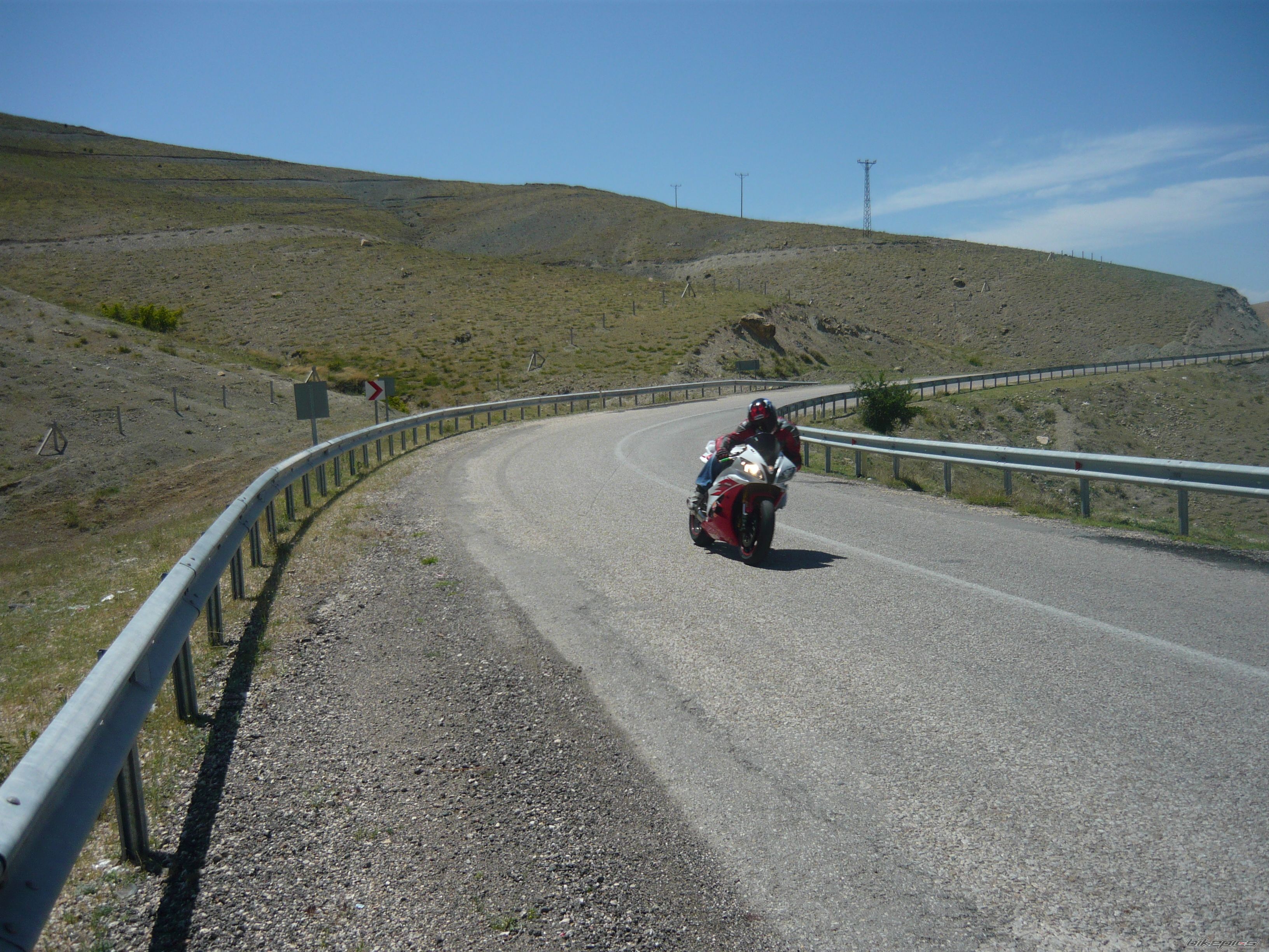 2006 YAMAHA YZF R6 | Picture 1310303 motorcycle photo