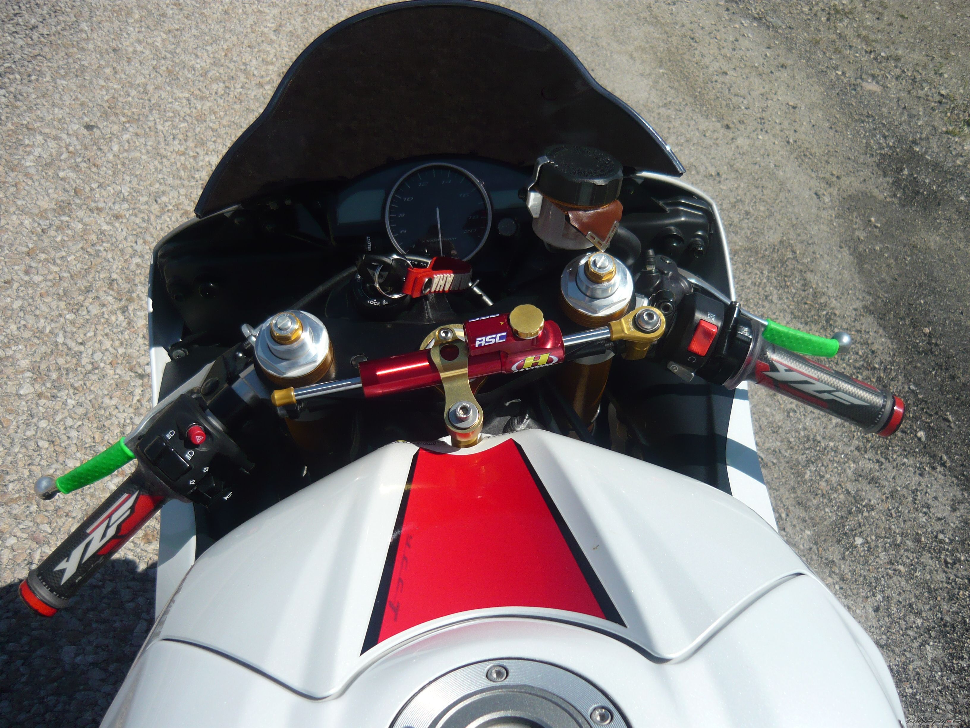 2006 YAMAHA YZF R6 | Picture 1310357 motorcycle photo