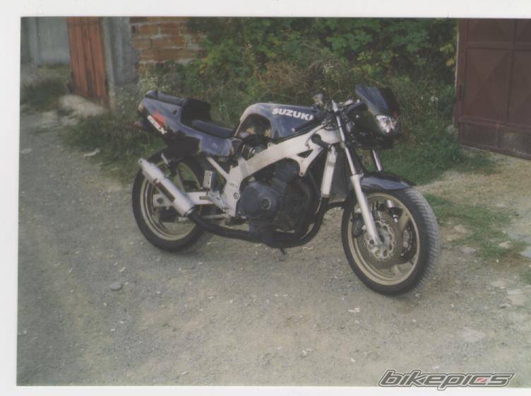 1988 SUZUKI GSX R 400 | Picture 131090 motorcycle photo