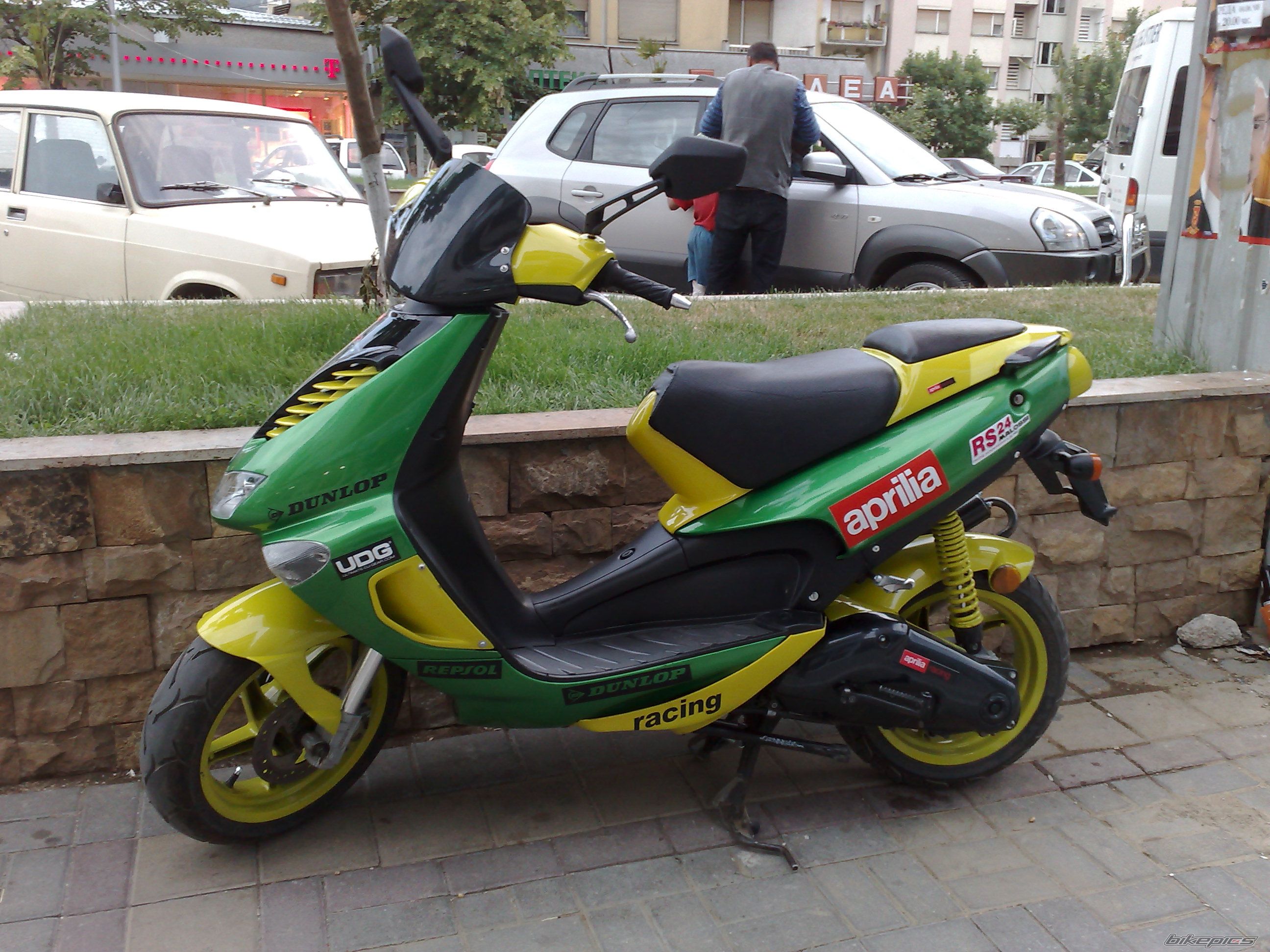 2008 APRILIA SR 50 | Picture 1311822 motorcycle photo