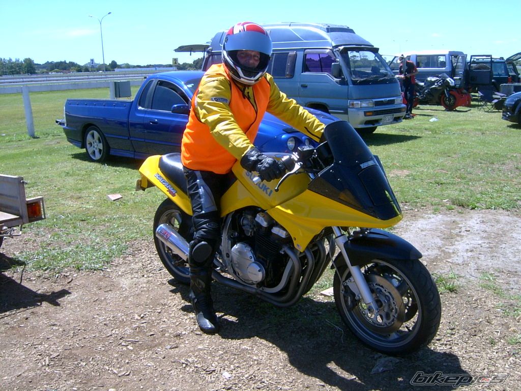 1986 SUZUKI GSX750S  KATANA | Picture 1313730 motorcycle photo