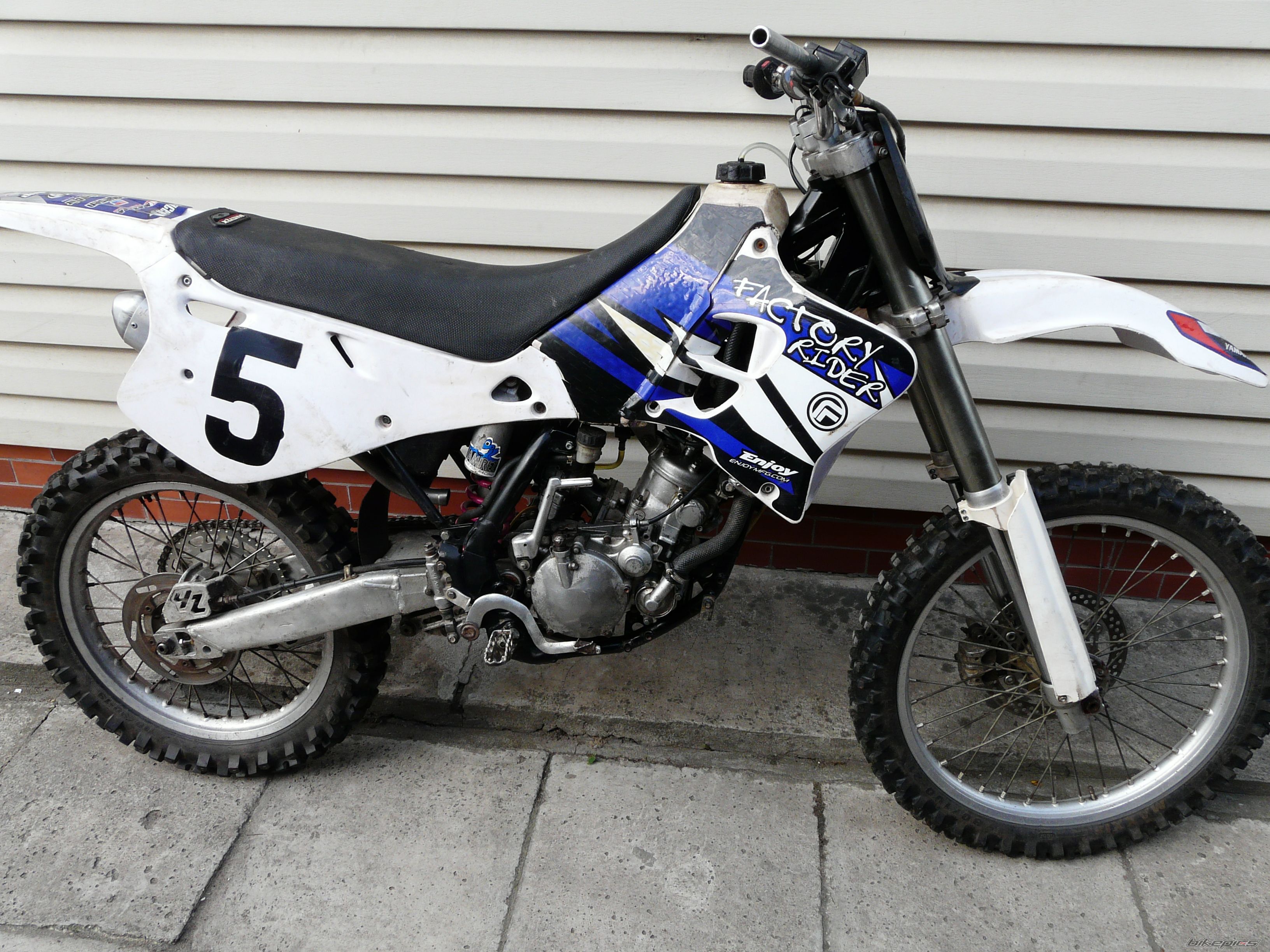 1995 YAMAHA YZ 125 | Picture 1314068 motorcycle photo