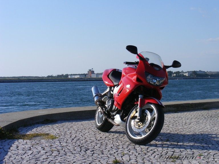 1999 HONDA VTR 1000 | Picture 1315576 motorcycle photo