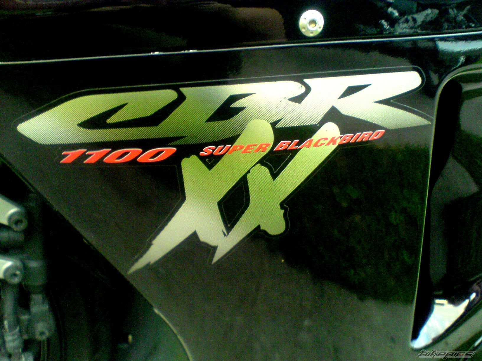 1998 HONDA CBR 1100 BLACKBIRD | Picture 1316230 motorcycle photo