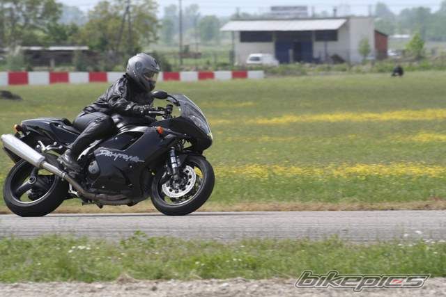 2006 TRIUMPH DAYTONA 955 | Picture 1316634 motorcycle photo