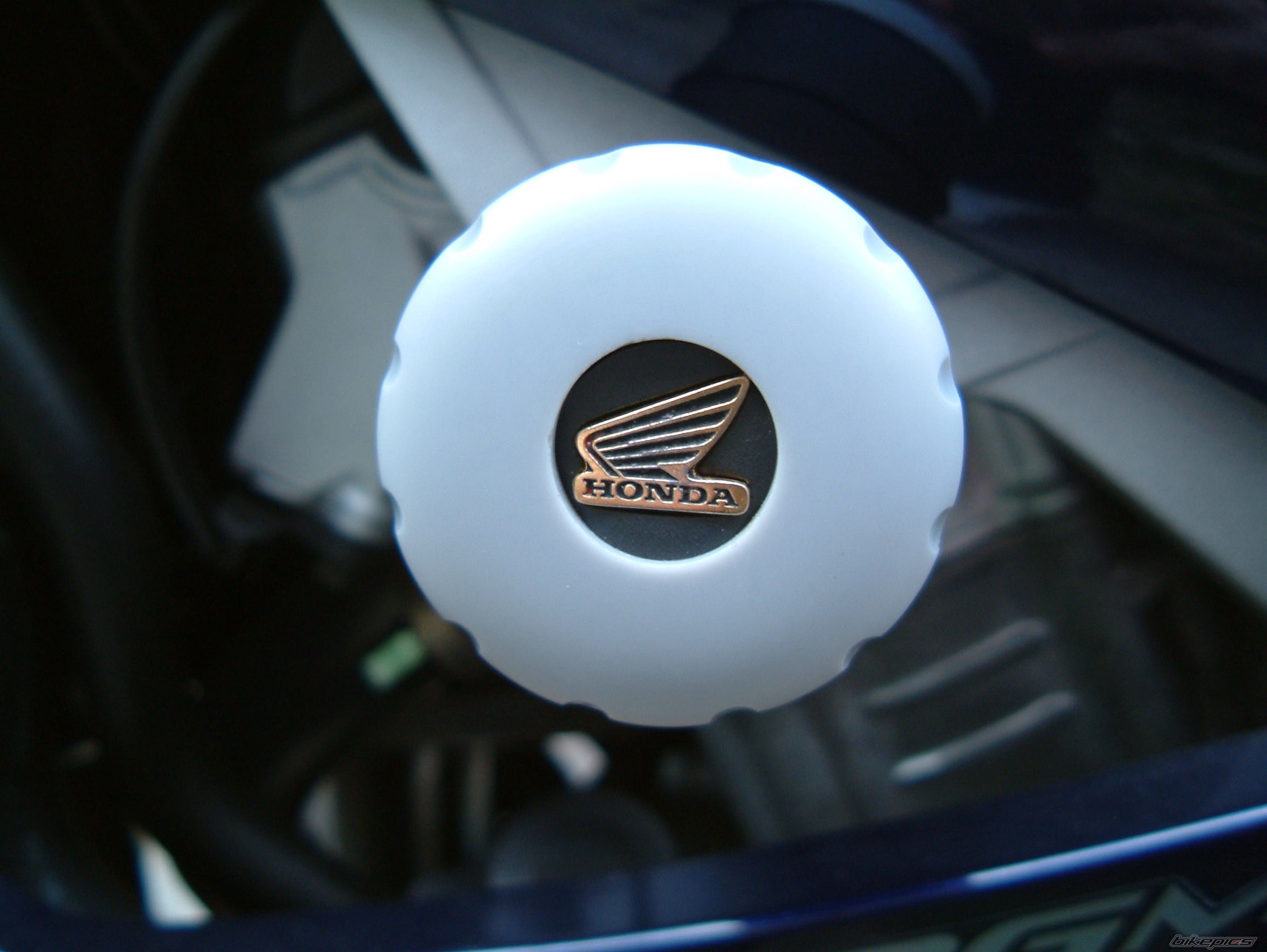 2000 HONDA CBR 900 | Picture 1319904 motorcycle photo