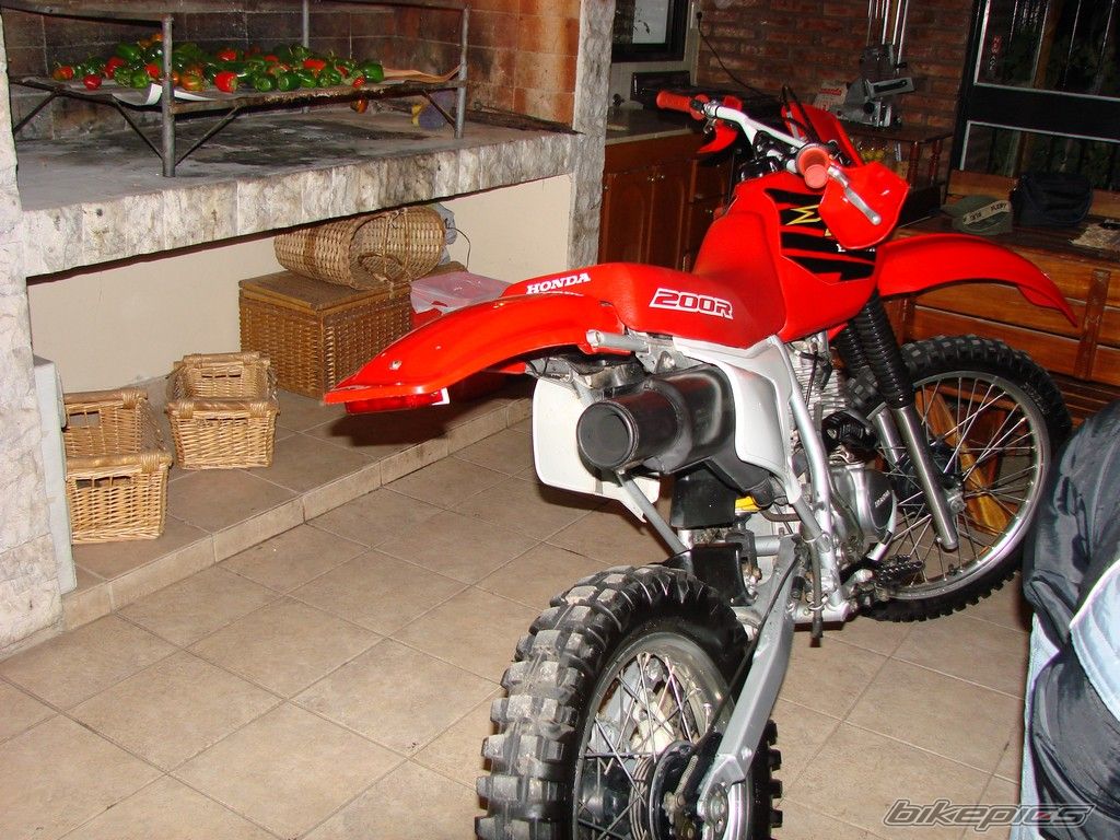 2000 HONDA XR 200 | Picture 1323478 motorcycle photo