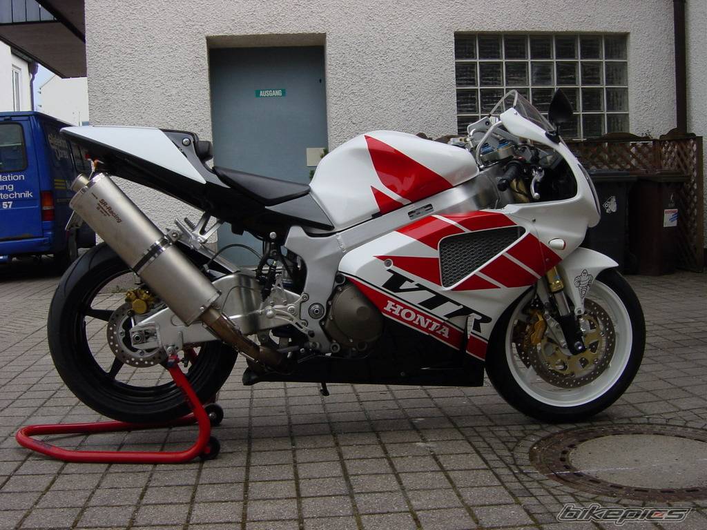 2004 HONDA VTR 1000 SP2 | Picture 132401 motorcycle photo