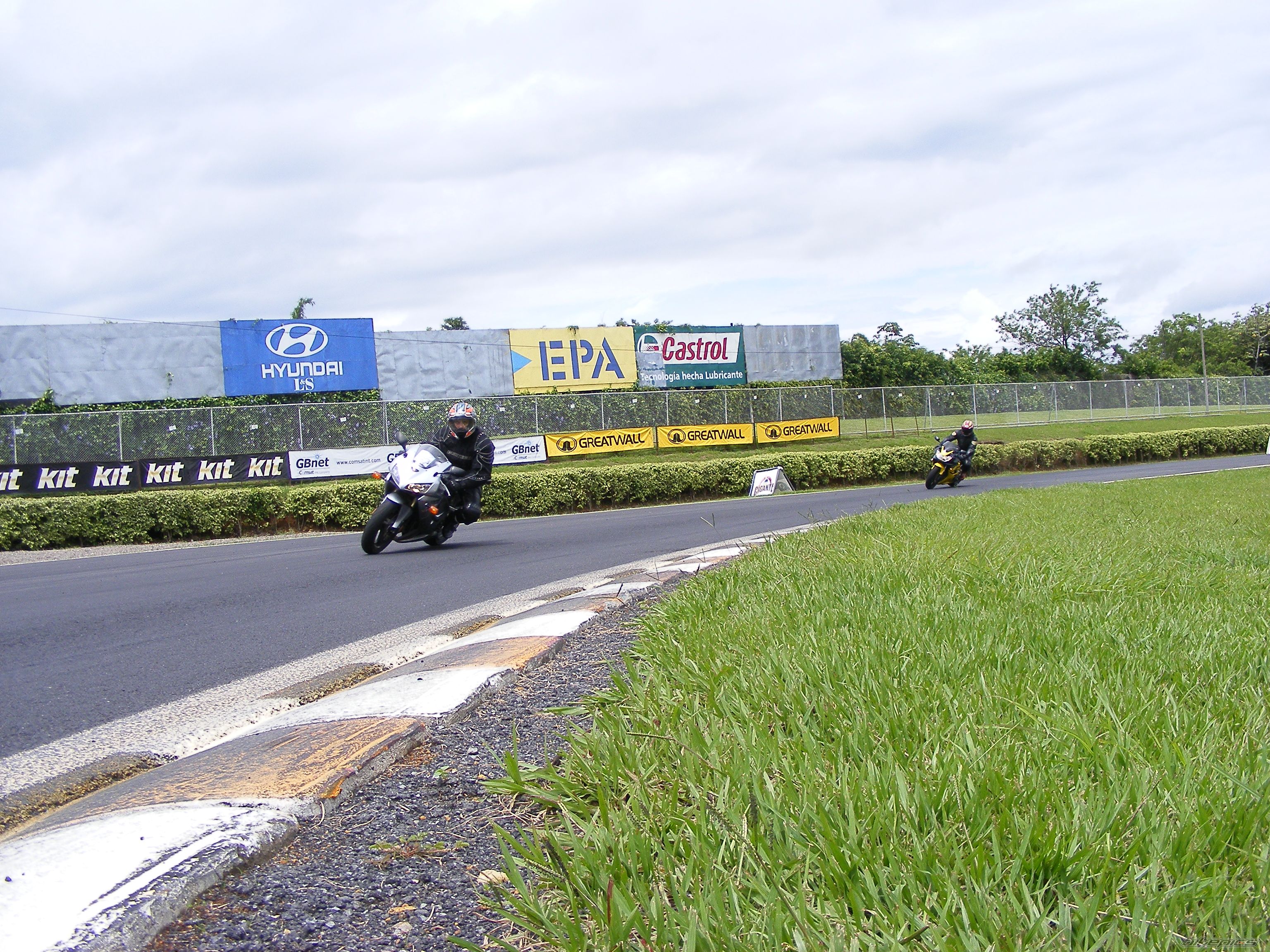 2006 HONDA CBR 600 RR | Picture 1324051 motorcycle photo