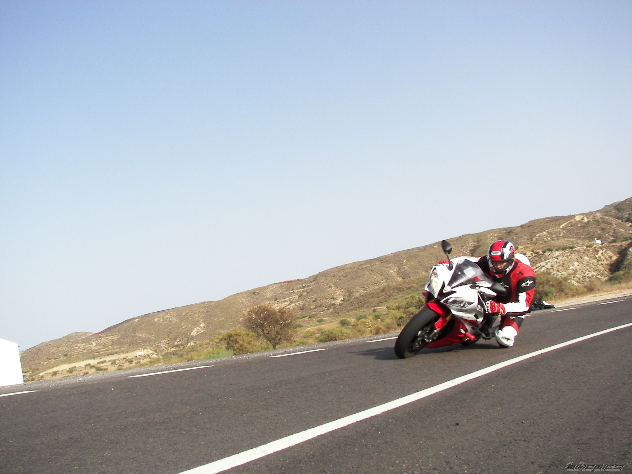 2006 YAMAHA YZF R6 | Picture 1324548 motorcycle photo