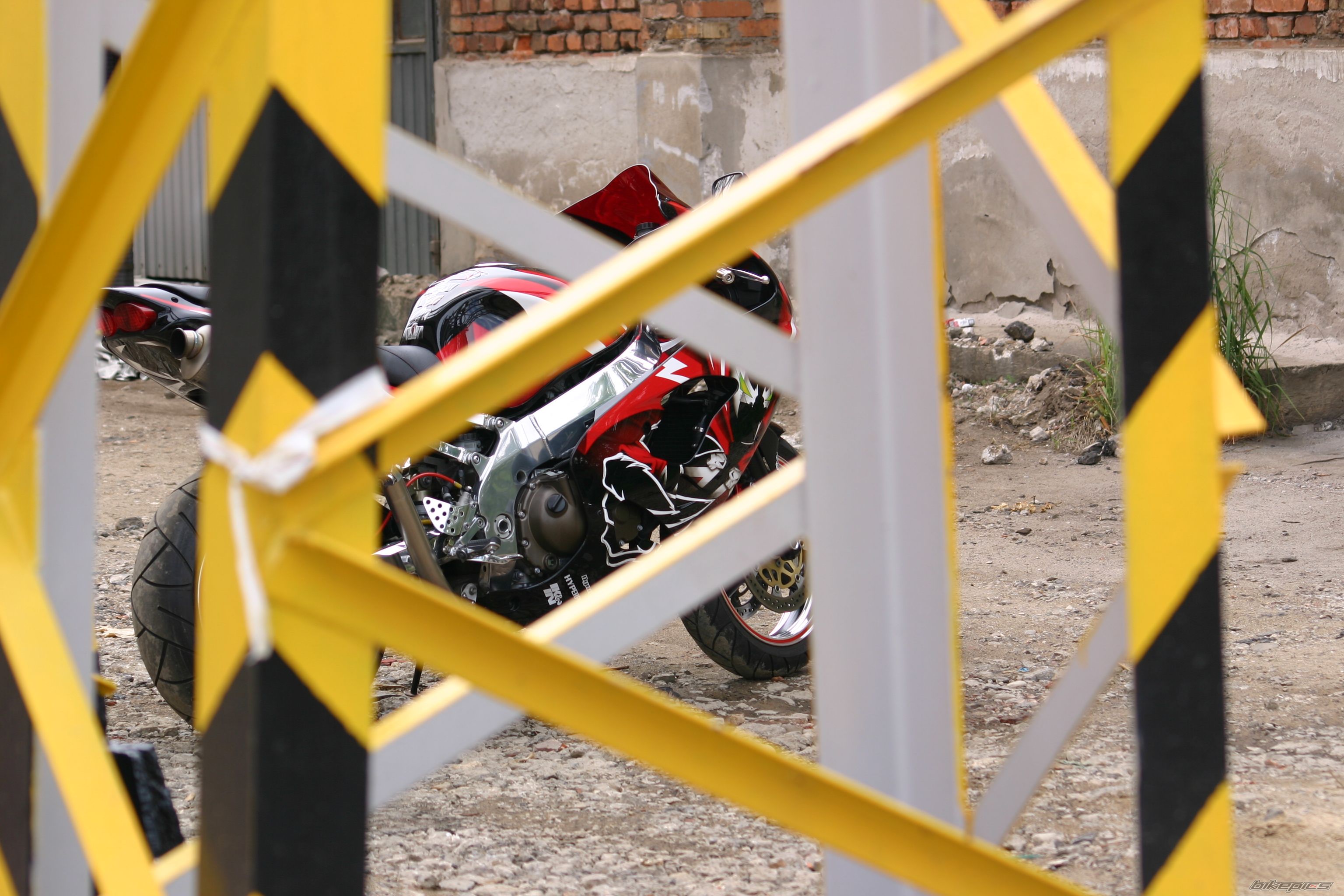2008 KAWASAKI ZX 9R | Picture 1324651 motorcycle photo