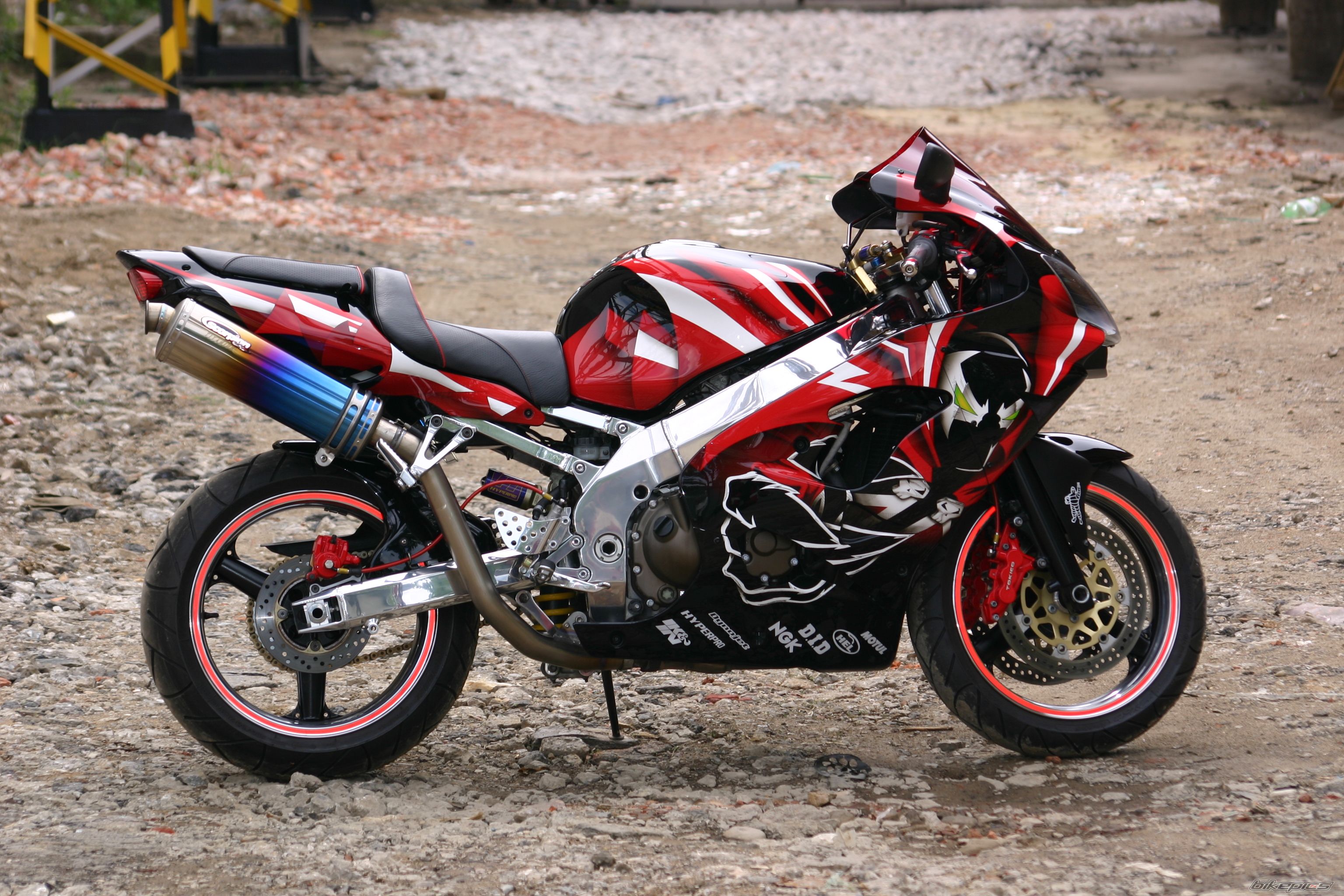 2008 KAWASAKI ZX 9R | Picture 1324867 motorcycle photo