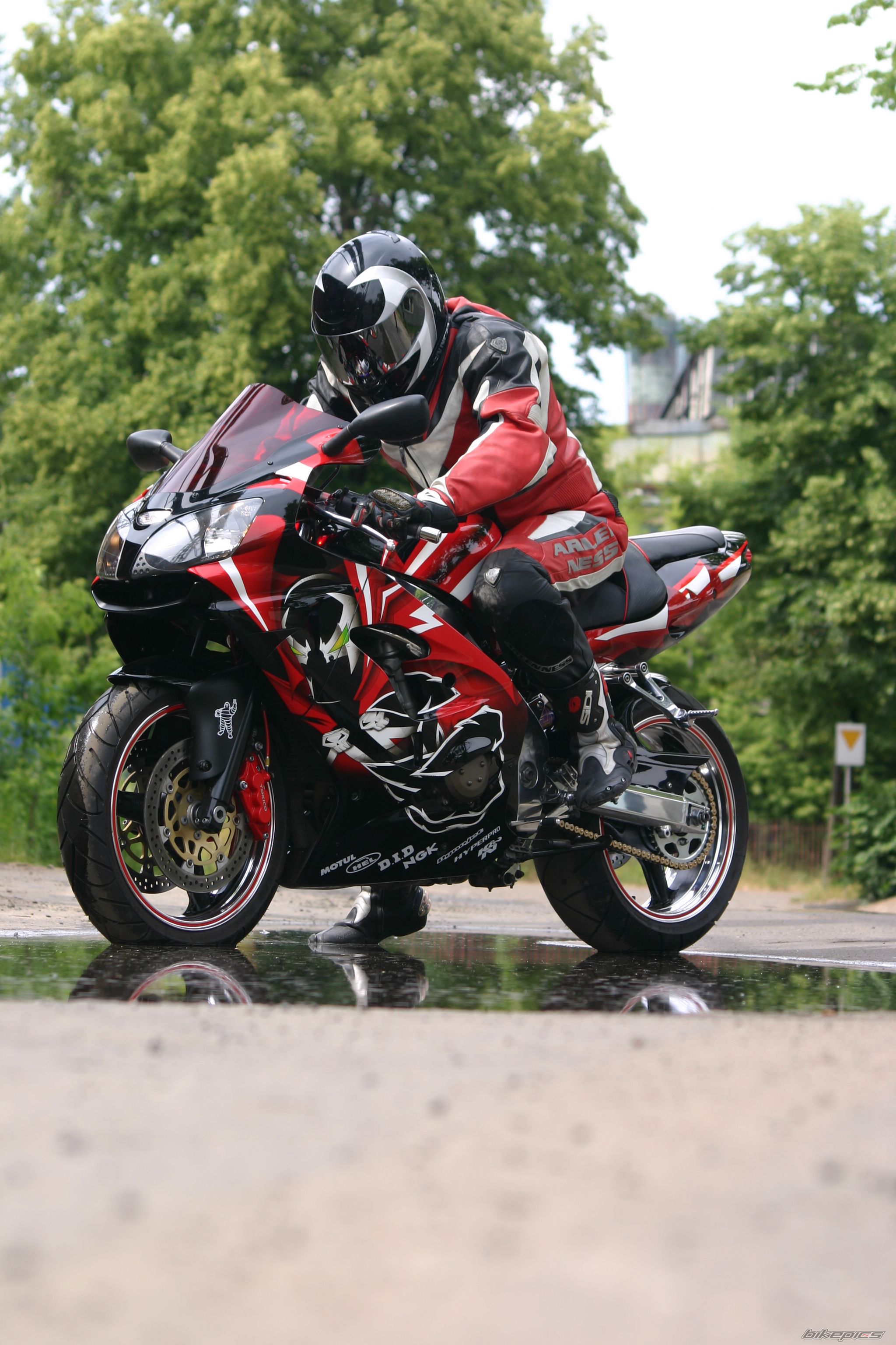 2008 KAWASAKI ZX 9R | Picture 1324903 motorcycle photo