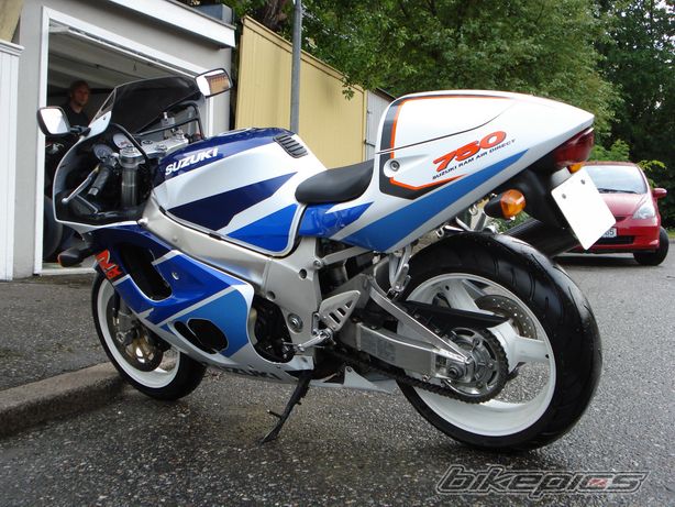 1997 SUZUKI GSX R 750 | Picture 1329120 motorcycle photo