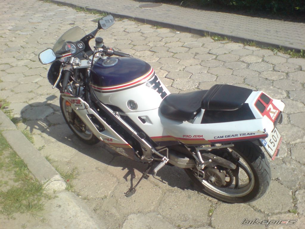 1987 HONDA VFR 400 | Picture 1330126 motorcycle photo
