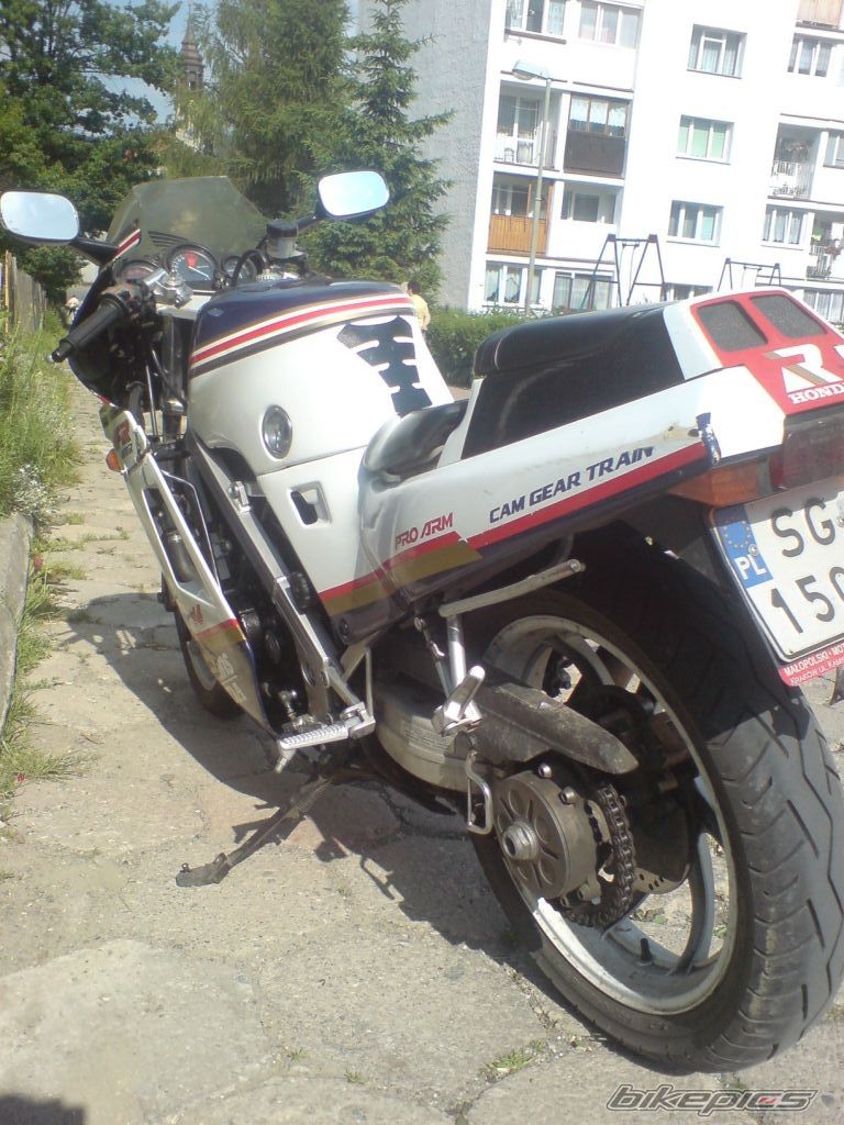 1987 HONDA VFR 400 | Picture 1330130 motorcycle photo