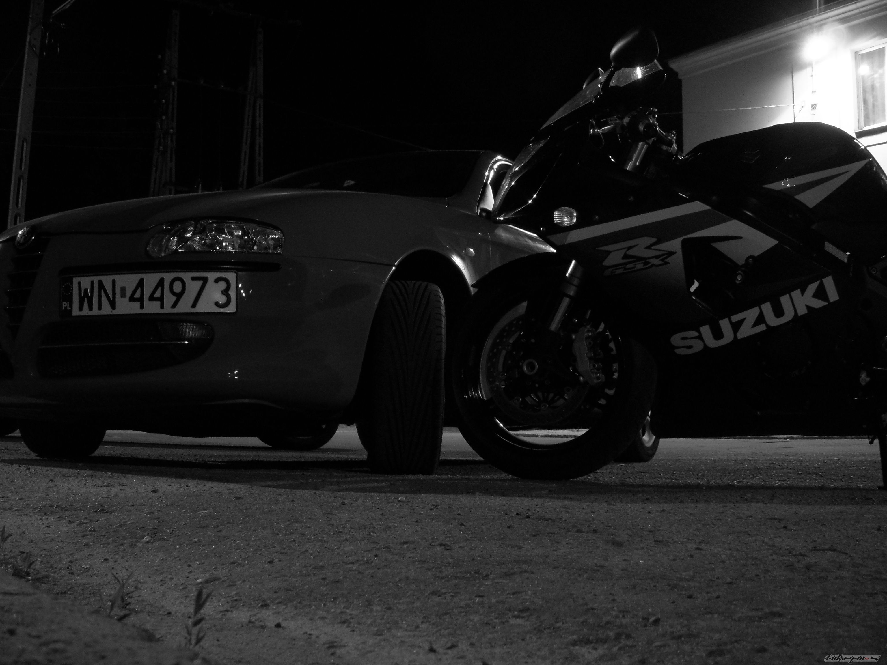 2005 SUZUKI GSX R 600 | Picture 1330167 motorcycle photo