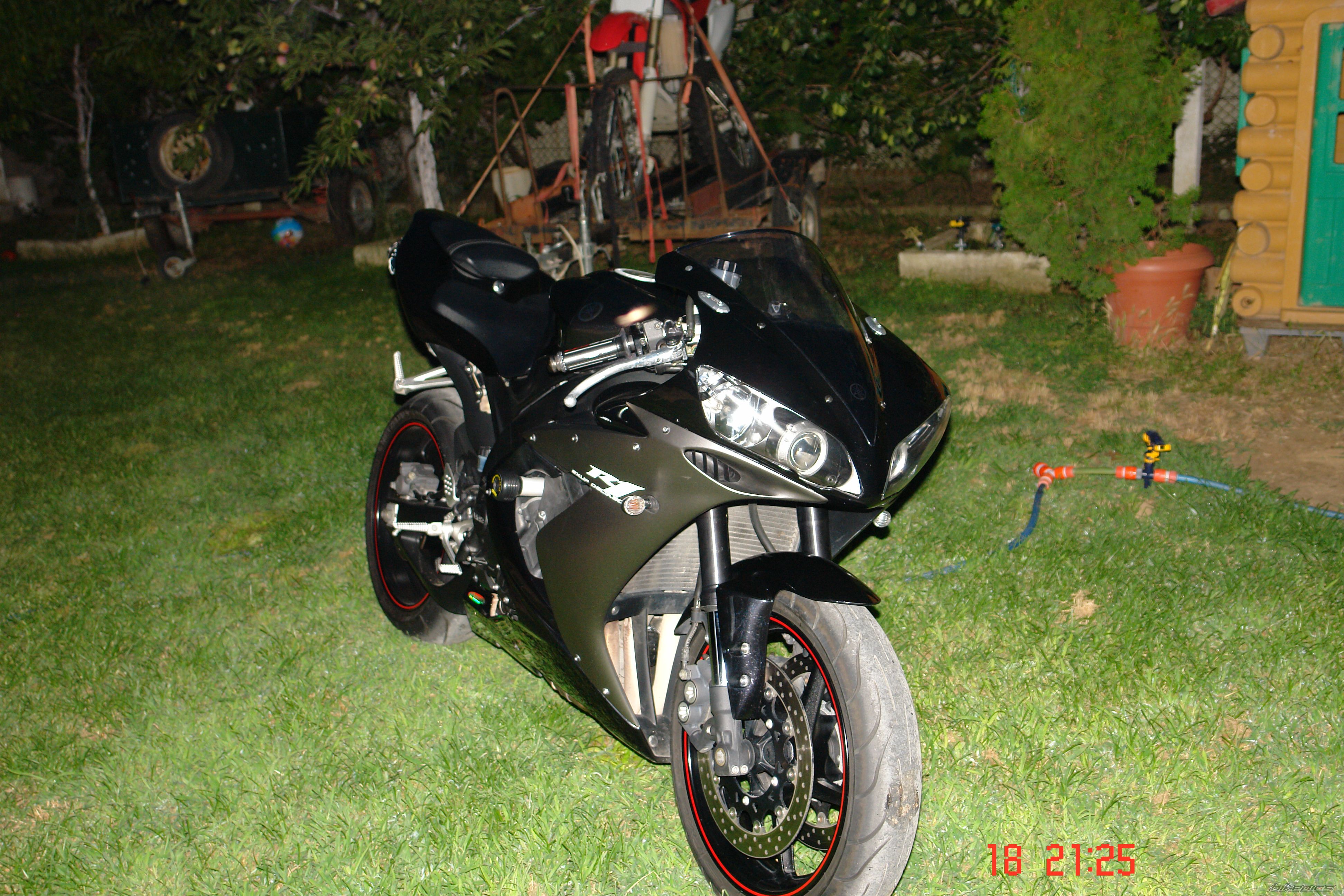 2006 YAMAHA YZF R1 | Picture 1330361 motorcycle photo