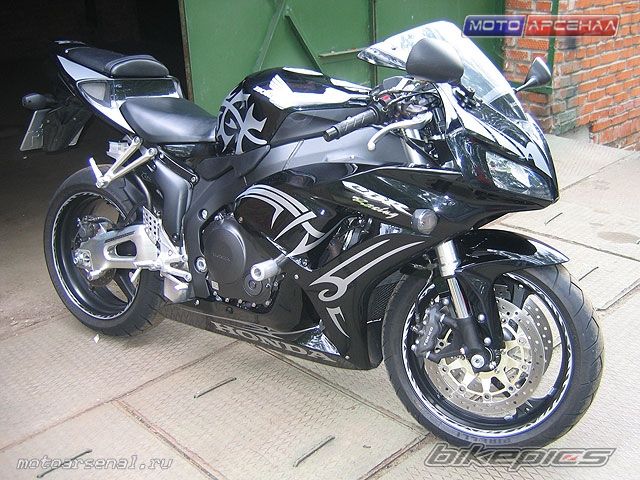 2007 HONDA CBR 1000  RR | Picture 1330489 motorcycle photo