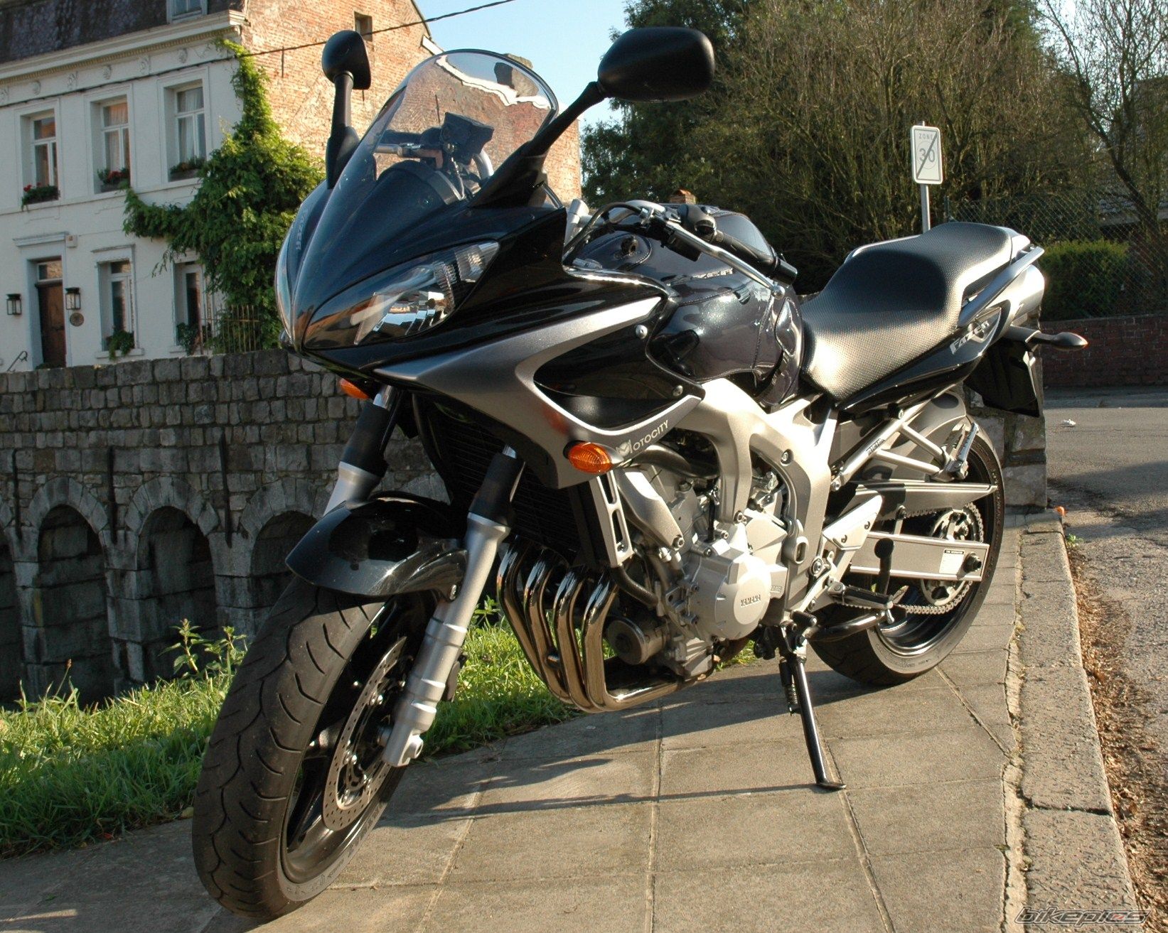 2006 YAMAHA FZS 600 FAZER | Picture 1332692 motorcycle photo