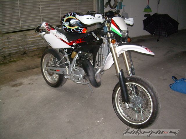 2008 HUSQVARNA SM 125 S | Picture 1333055 motorcycle photo