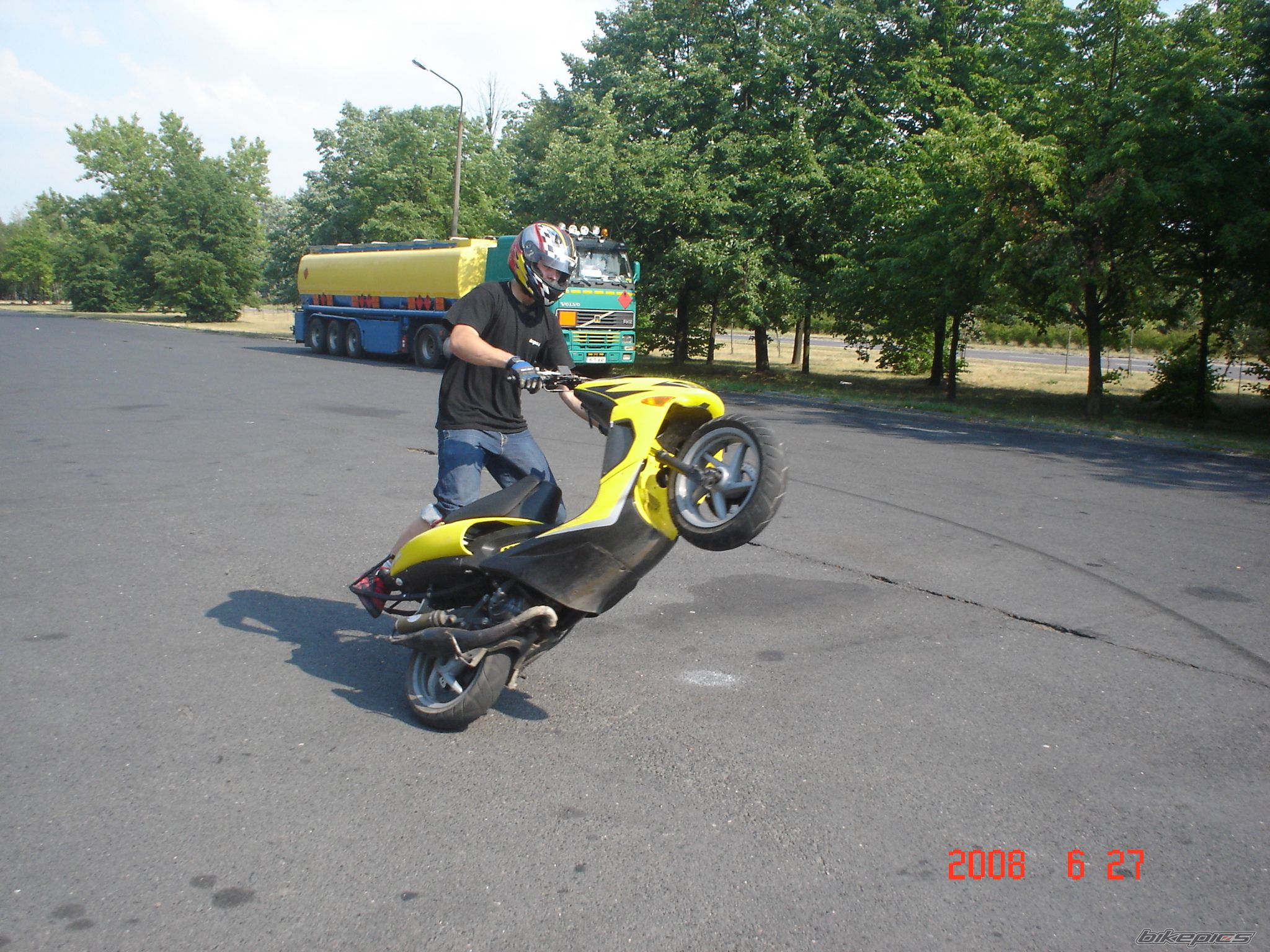 2001 APRILIA SR RACING 50 | Picture 1334049 motorcycle photo