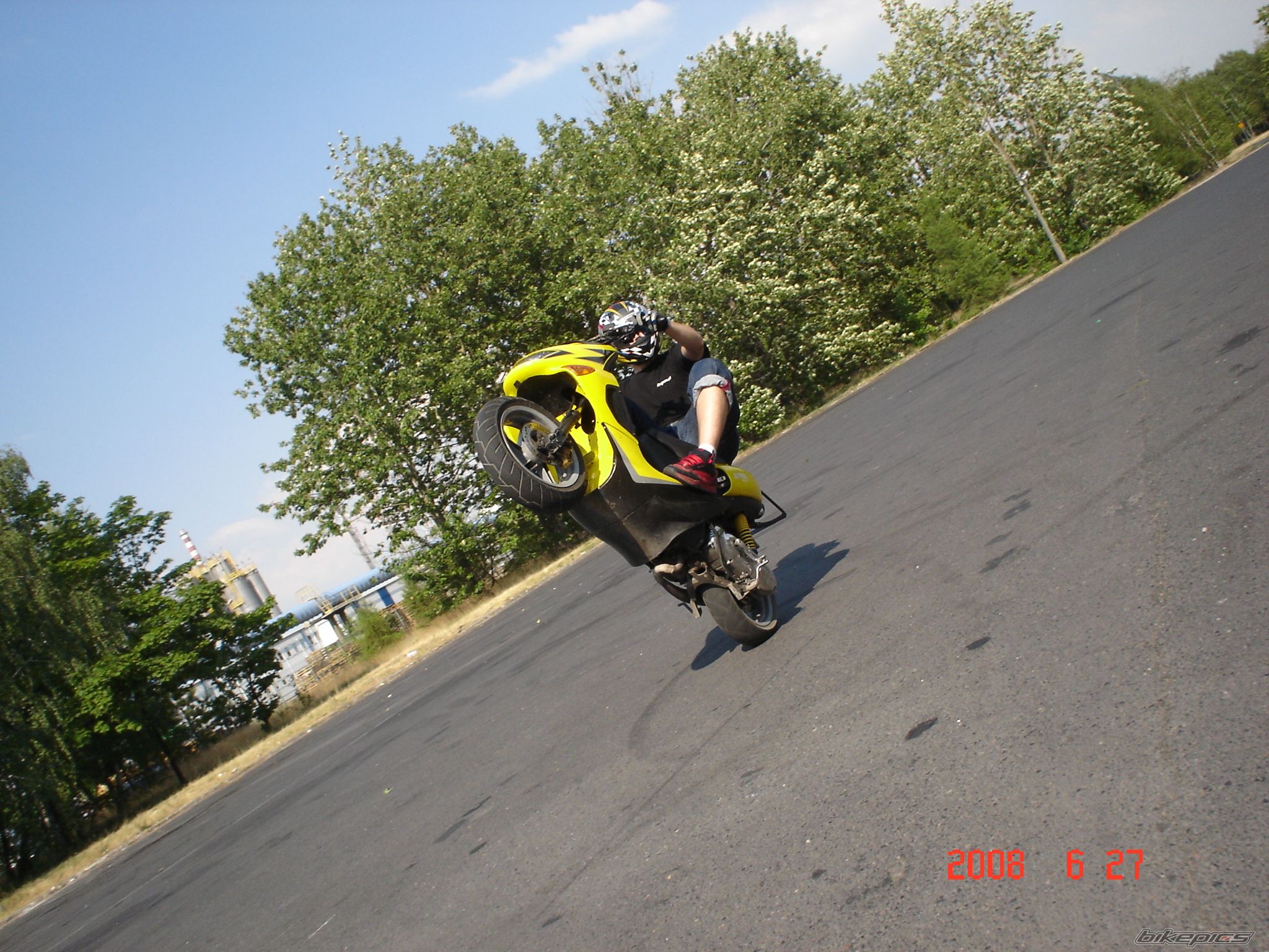 2001 APRILIA SR RACING 50 | Picture 1334056 motorcycle photo