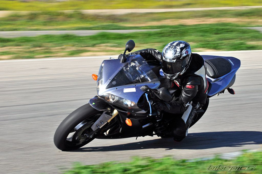 2005 YAMAHA YZF R1 | Picture 1336604 motorcycle photo