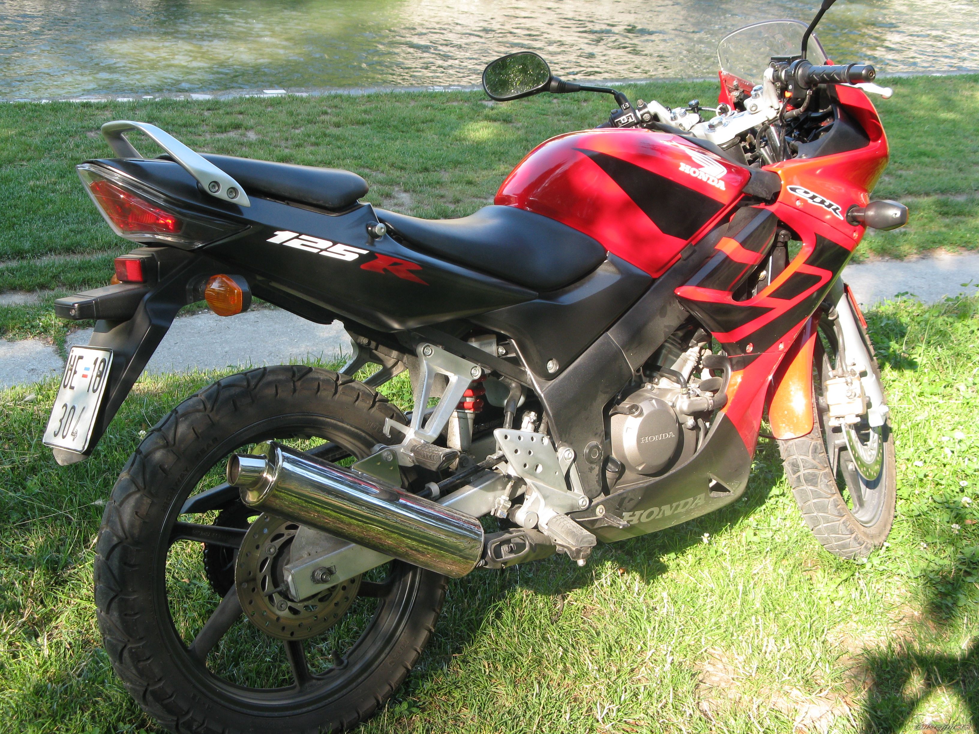 2004 HONDA CBR 125 | Picture 1337183 motorcycle photo