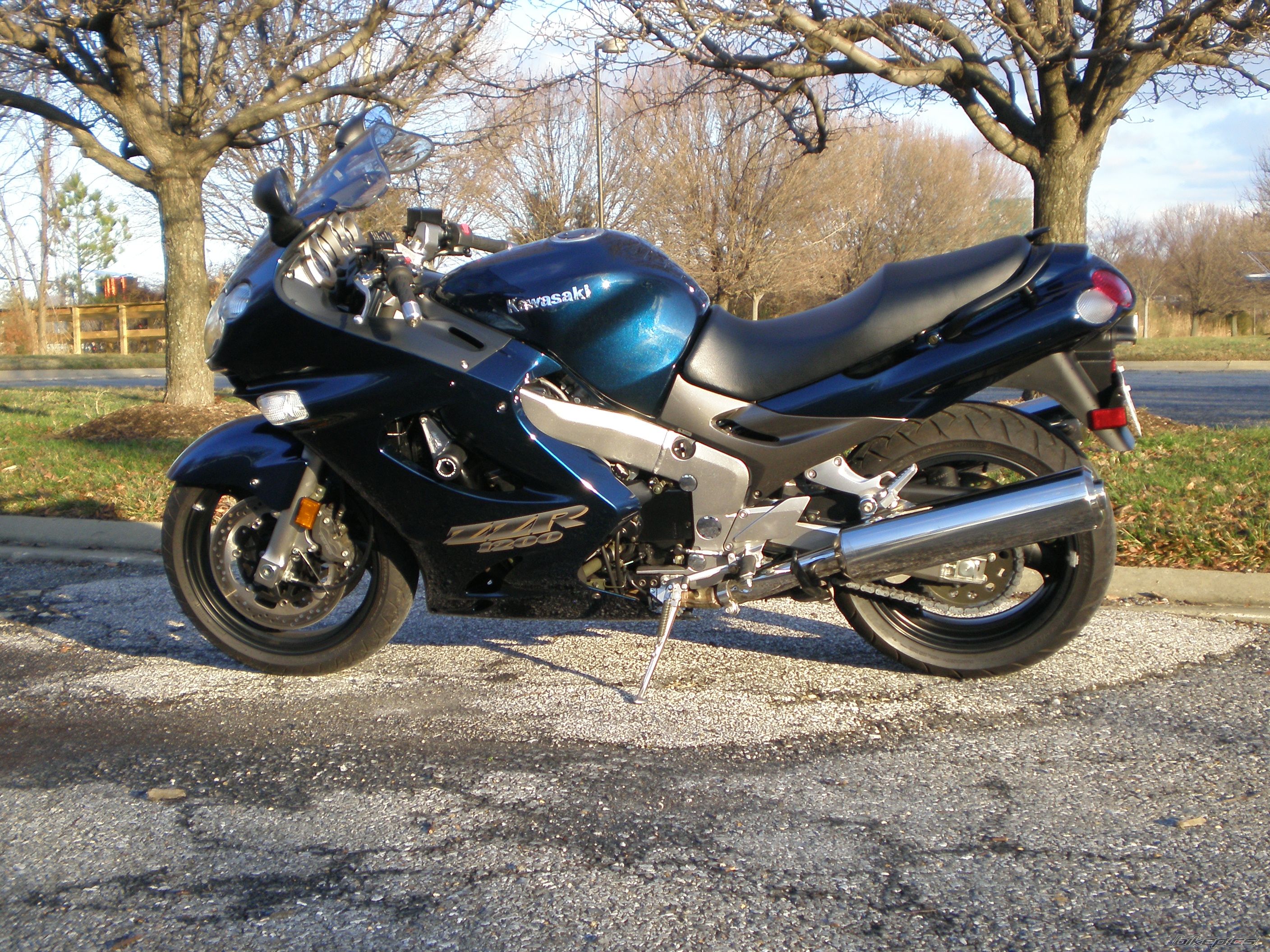 2005 KAWASAKI ZZR 1200 | Picture 1338281 motorcycle photo