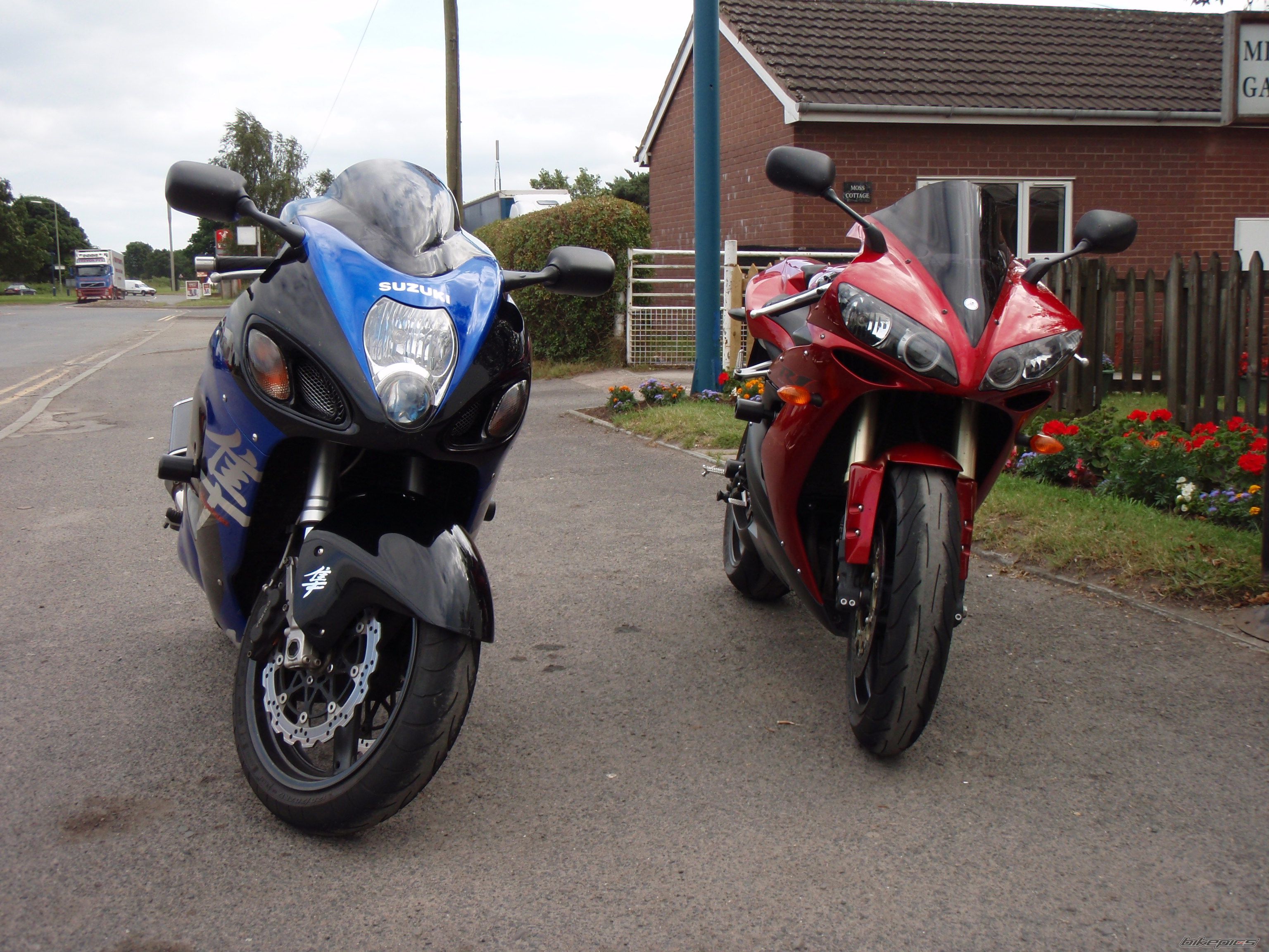2004 YAMAHA YZF R1 | Picture 1338360 motorcycle photo
