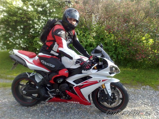 2007 YAMAHA YZF R1 | Picture 1338425 motorcycle photo