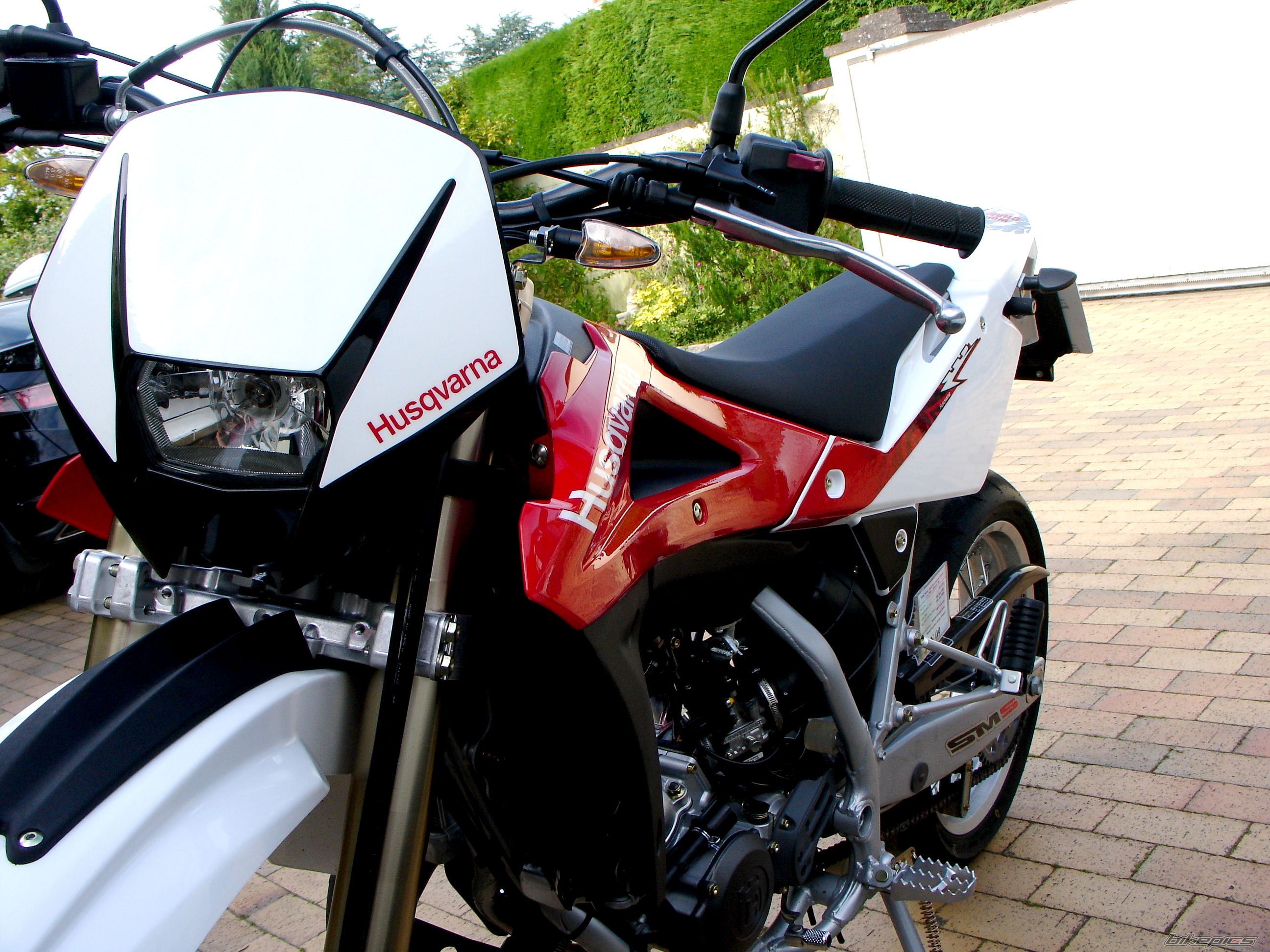 2008 HUSQVARNA SM 125 S | Picture 1339994 motorcycle photo
