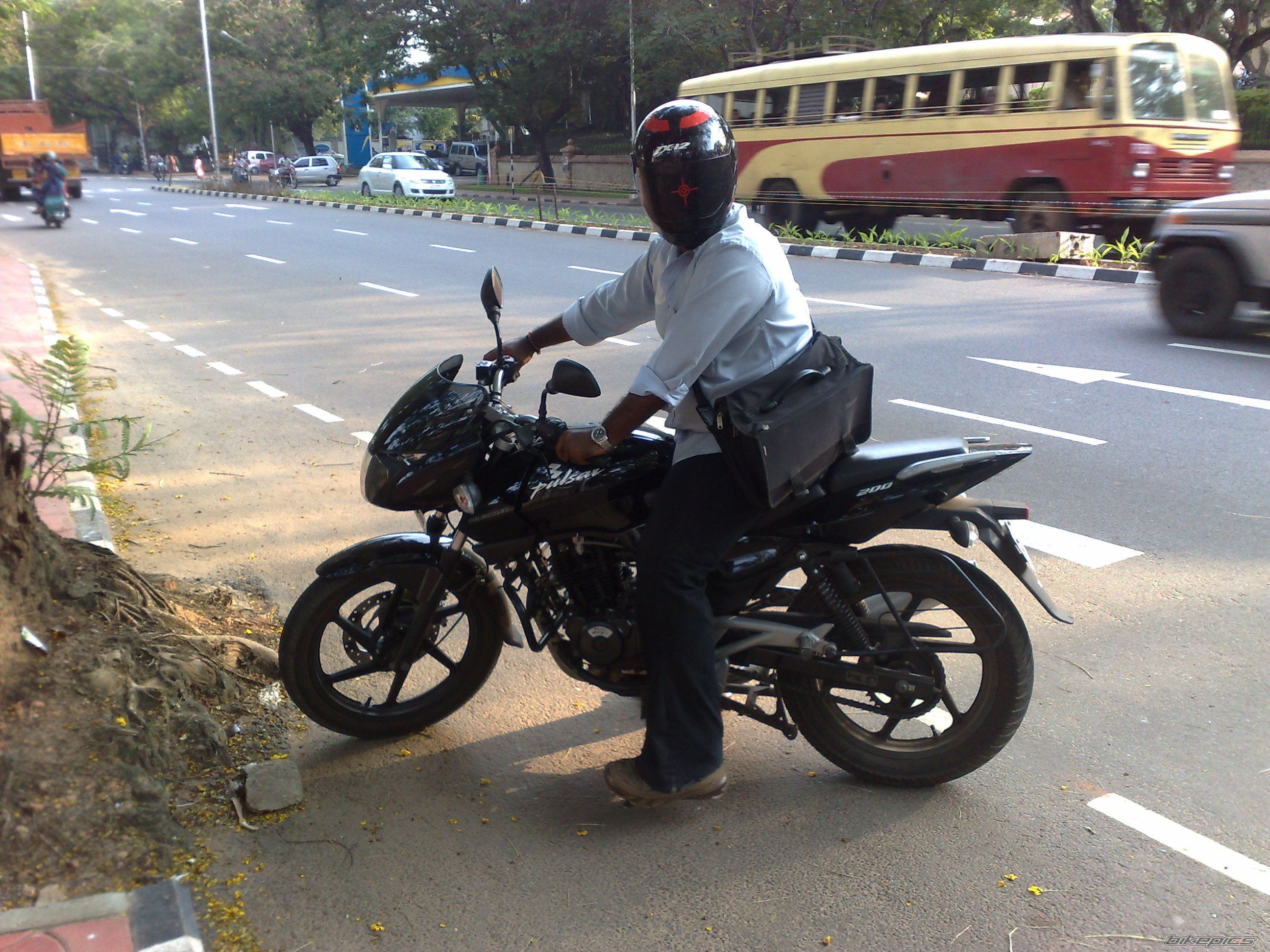 2008 BAJAJ PULSAR 180 | Picture 1340365 motorcycle photo