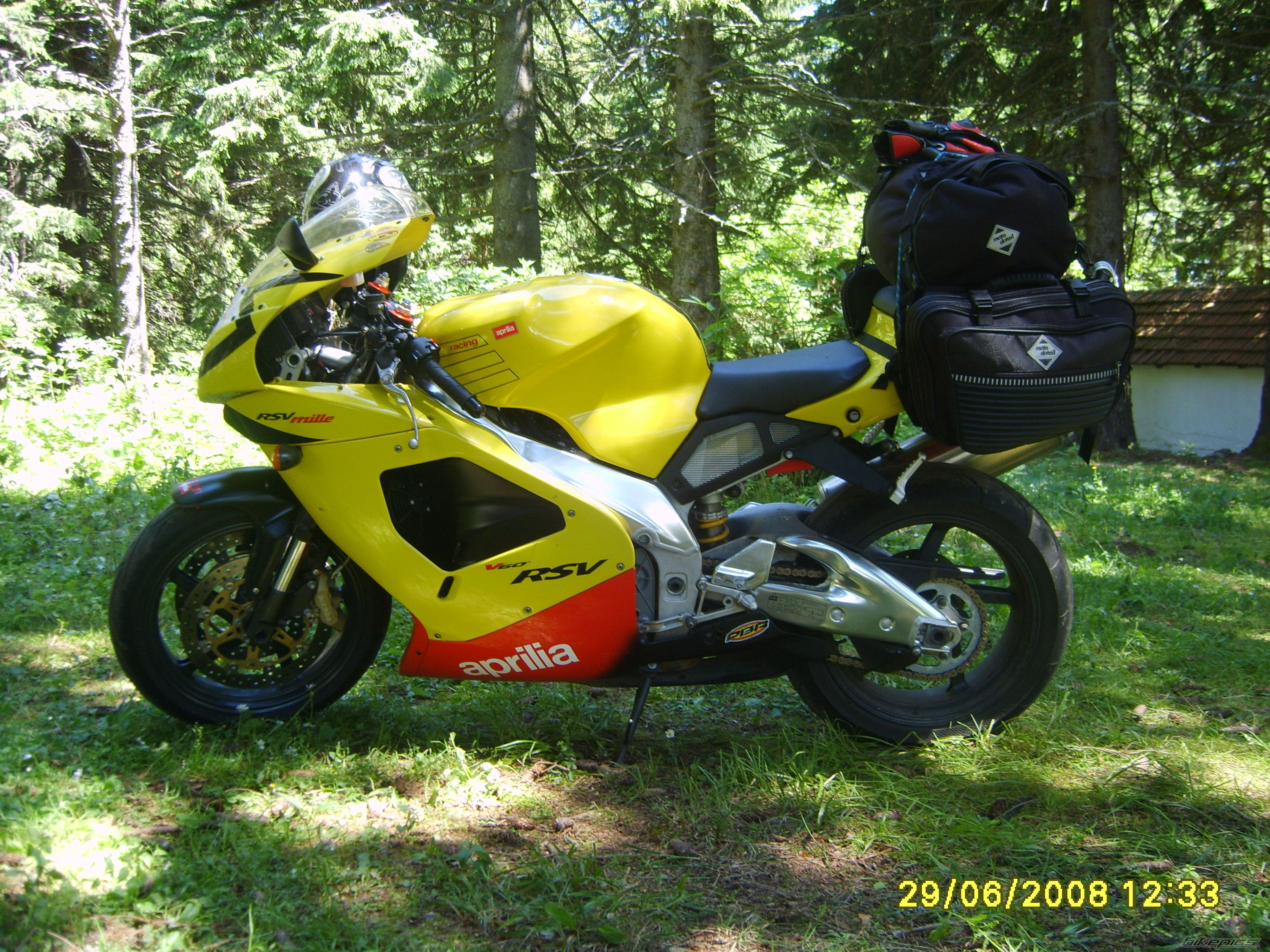 2001 APRILIA RSV 1000 MILLE | Picture 1341851 motorcycle photo