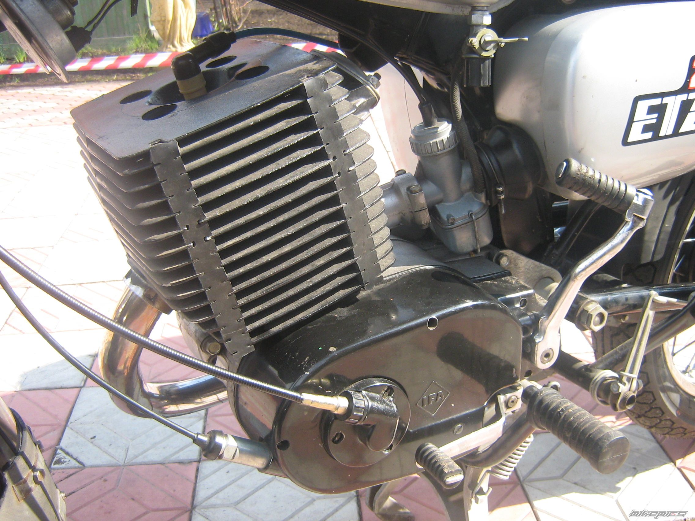 1992 MZ ETZ 251 | Picture 1342035 motorcycle photo