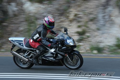 2001 SUZUKI GSX R 750 | Picture 1342275 motorcycle photo