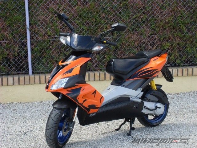 2006 APRILIA SR 50 | Picture 1343320 motorcycle photo
