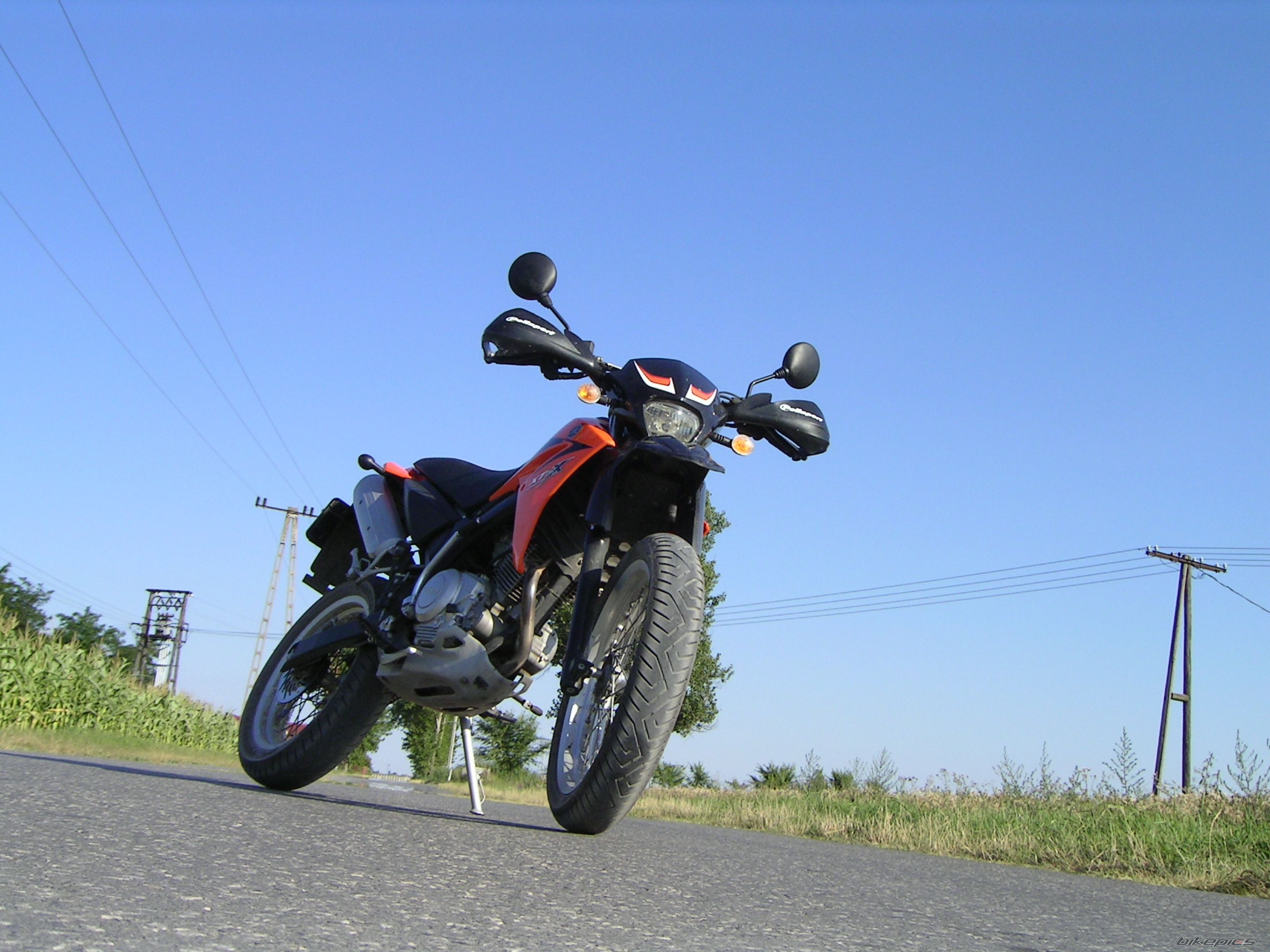 2006 YAMAHA XT 125 | Picture 1344595 motorcycle photo