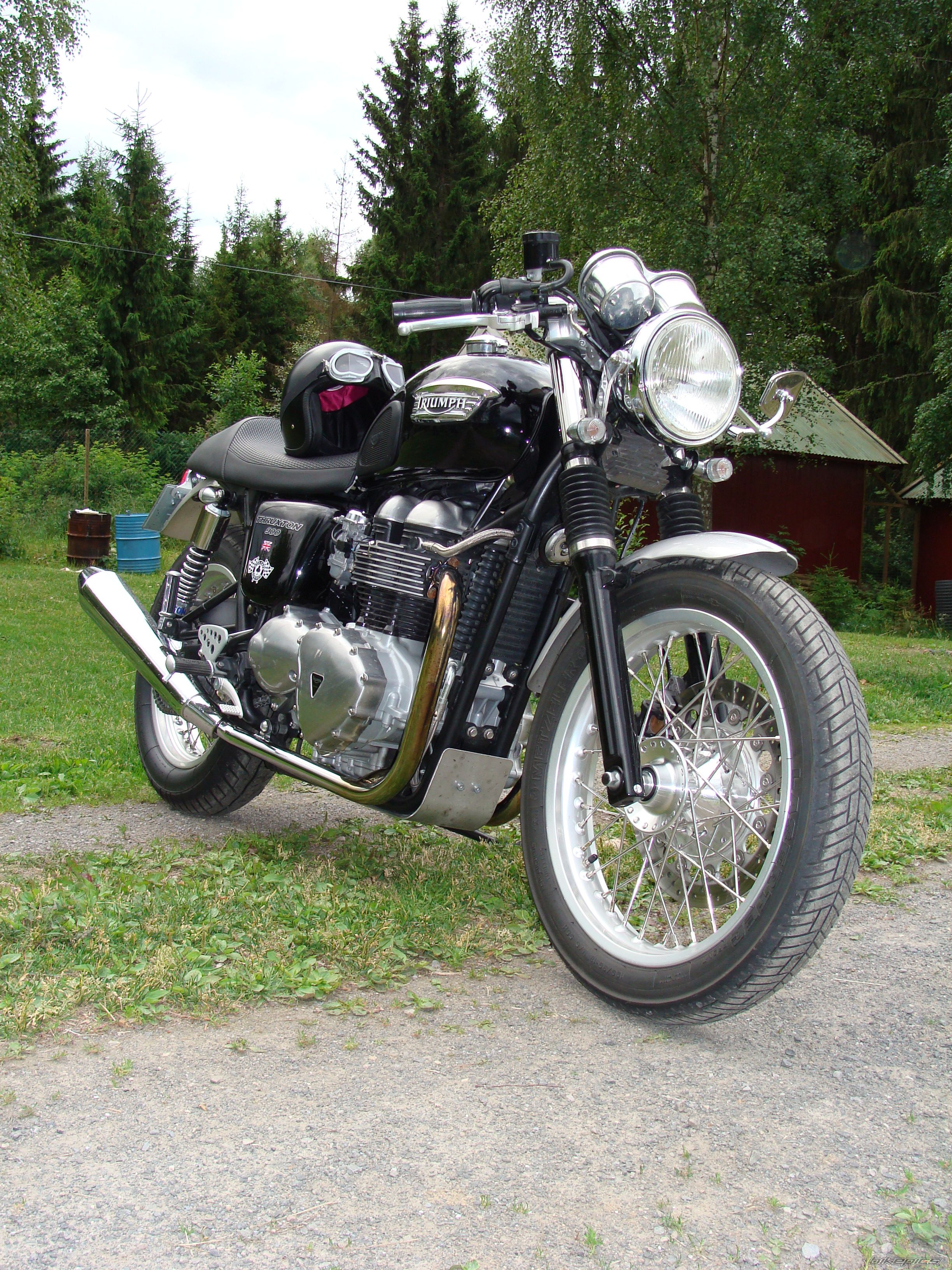 2005 TRIUMPH THRUXTON 900 | Picture 1345010 motorcycle photo