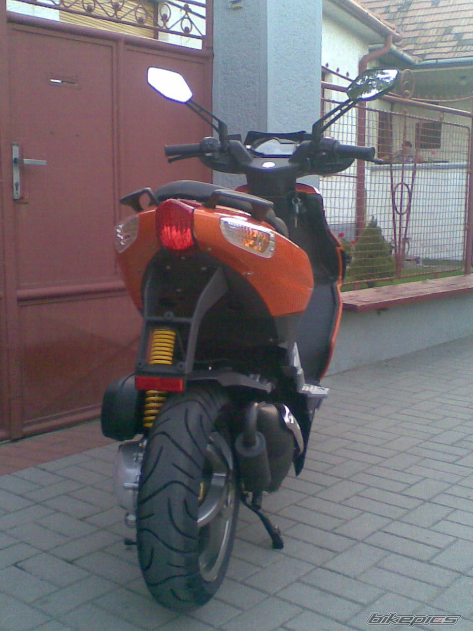 2008 APRILIA SR 50 | Picture 1345483 motorcycle photo