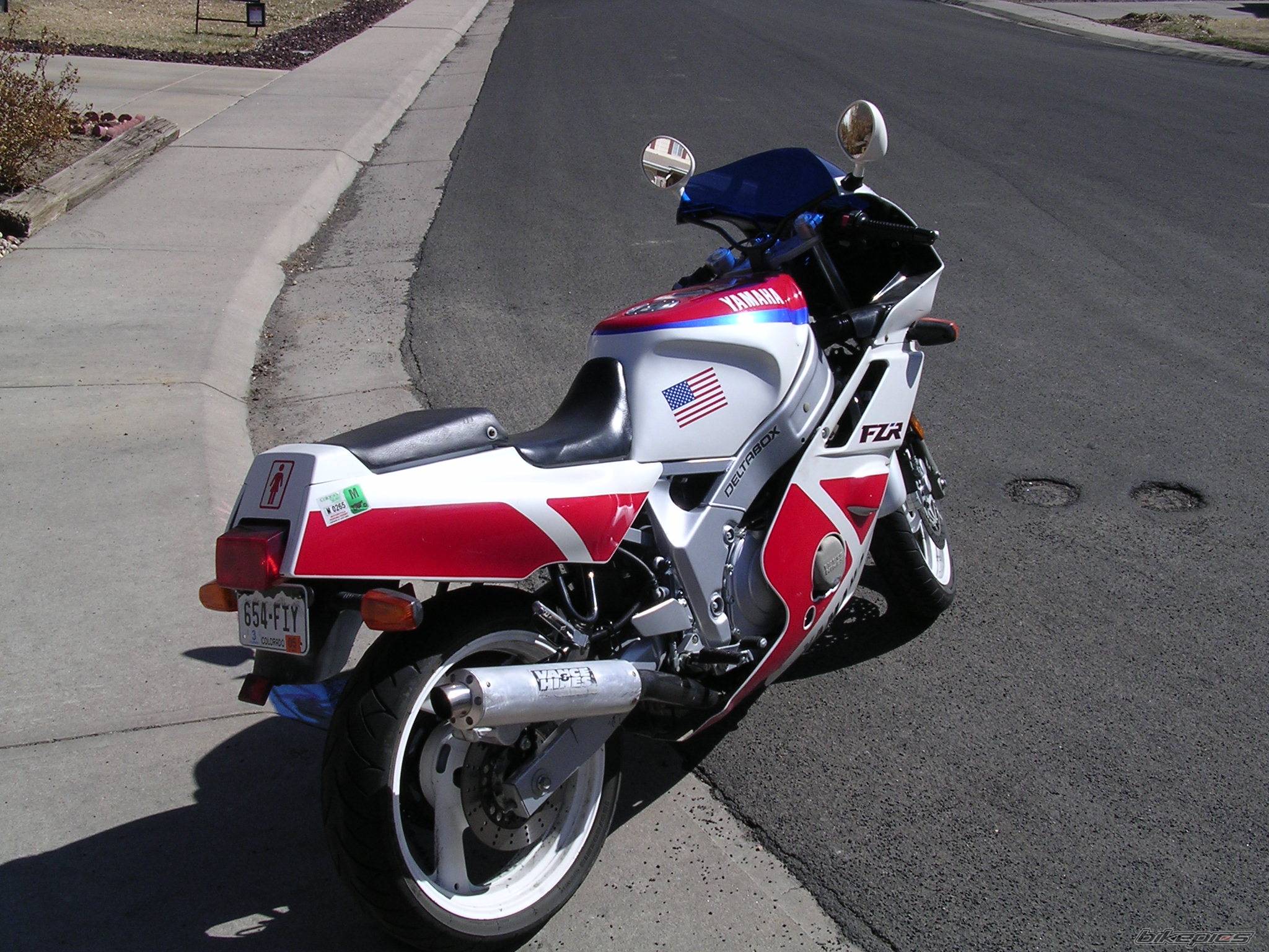 1991 YAMAHA FZR 600 | Picture 134585 motorcycle photo