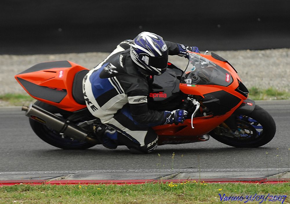 2004 APRILIA RSV MILLE FACTORY | Picture 1346298 motorcycle photo