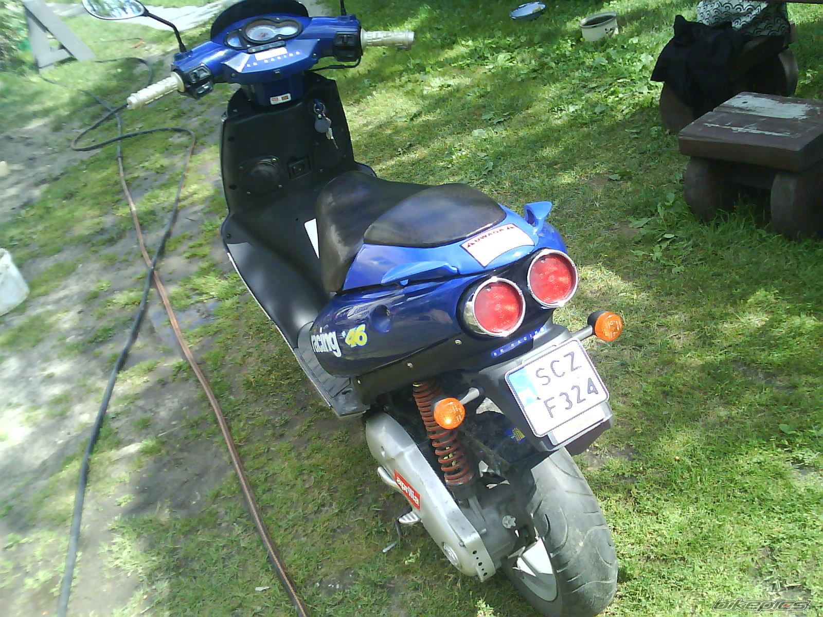1998 APRILIA SR WWW 50 | Picture 1346743 motorcycle photo