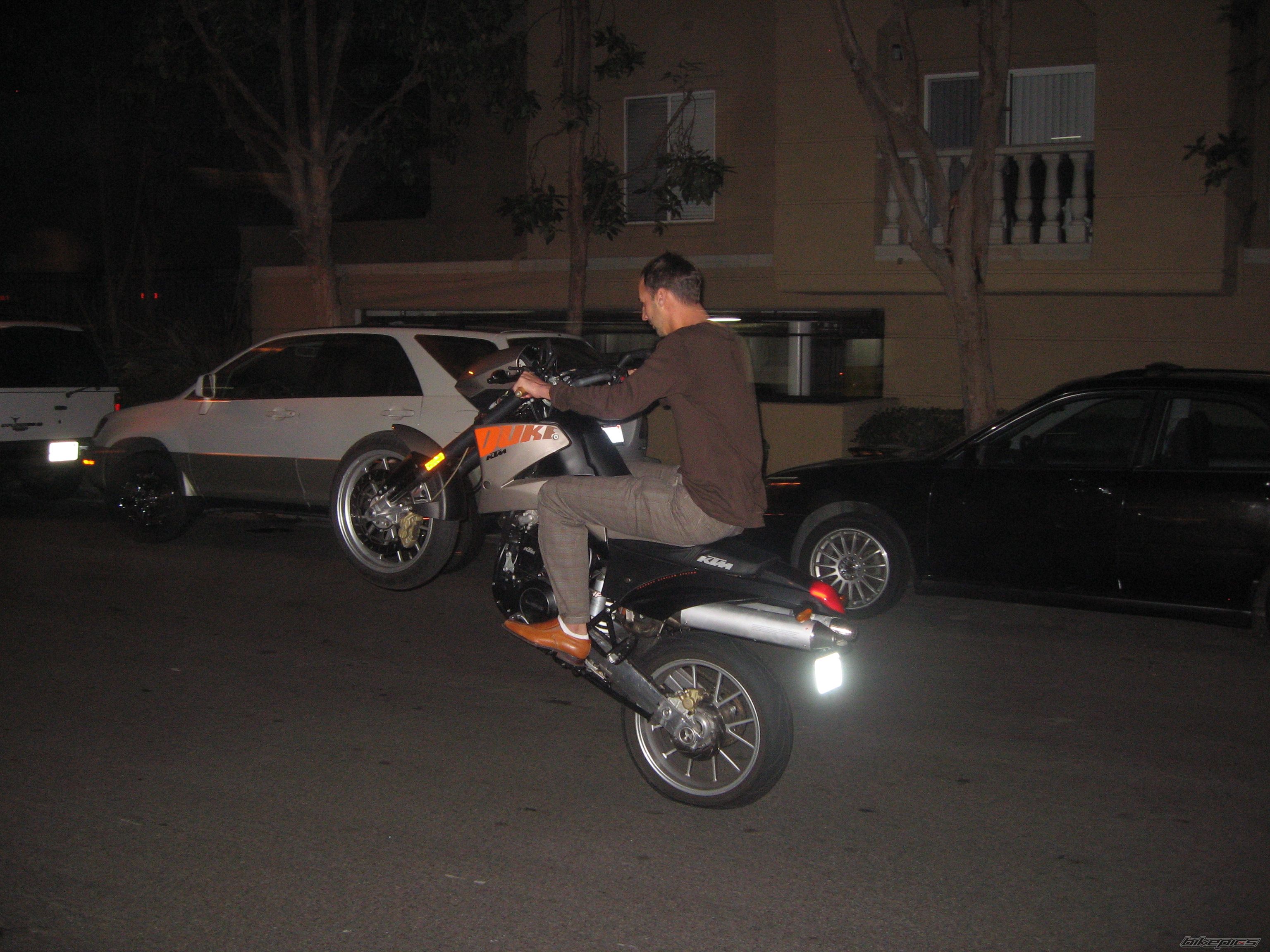 2005 KTM DUKE II | Picture 1349451 motorcycle photo