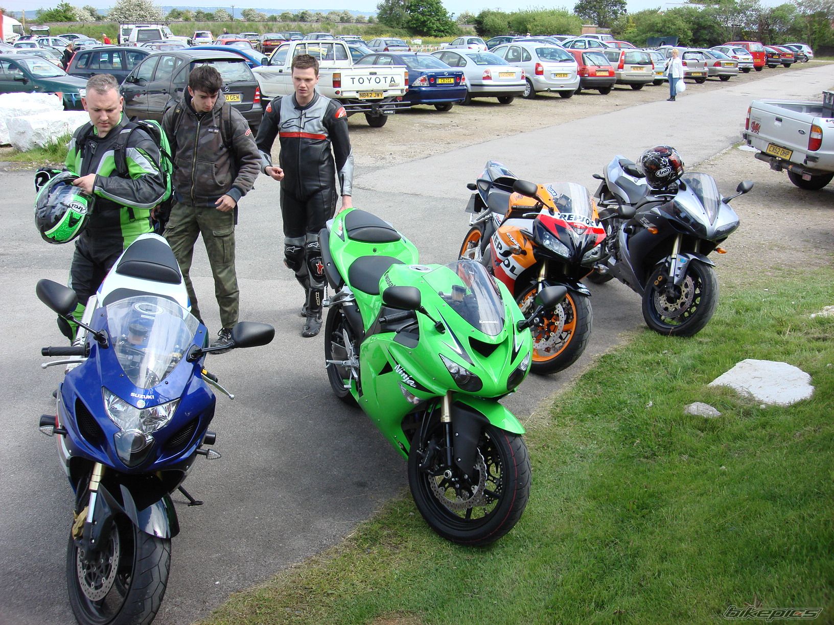 2005 YAMAHA YZF R1 | Picture 1349646 motorcycle photo