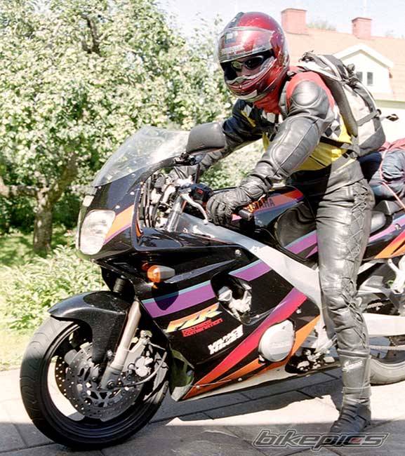 1994  FZR 600 | Picture 135 motorcycle photo