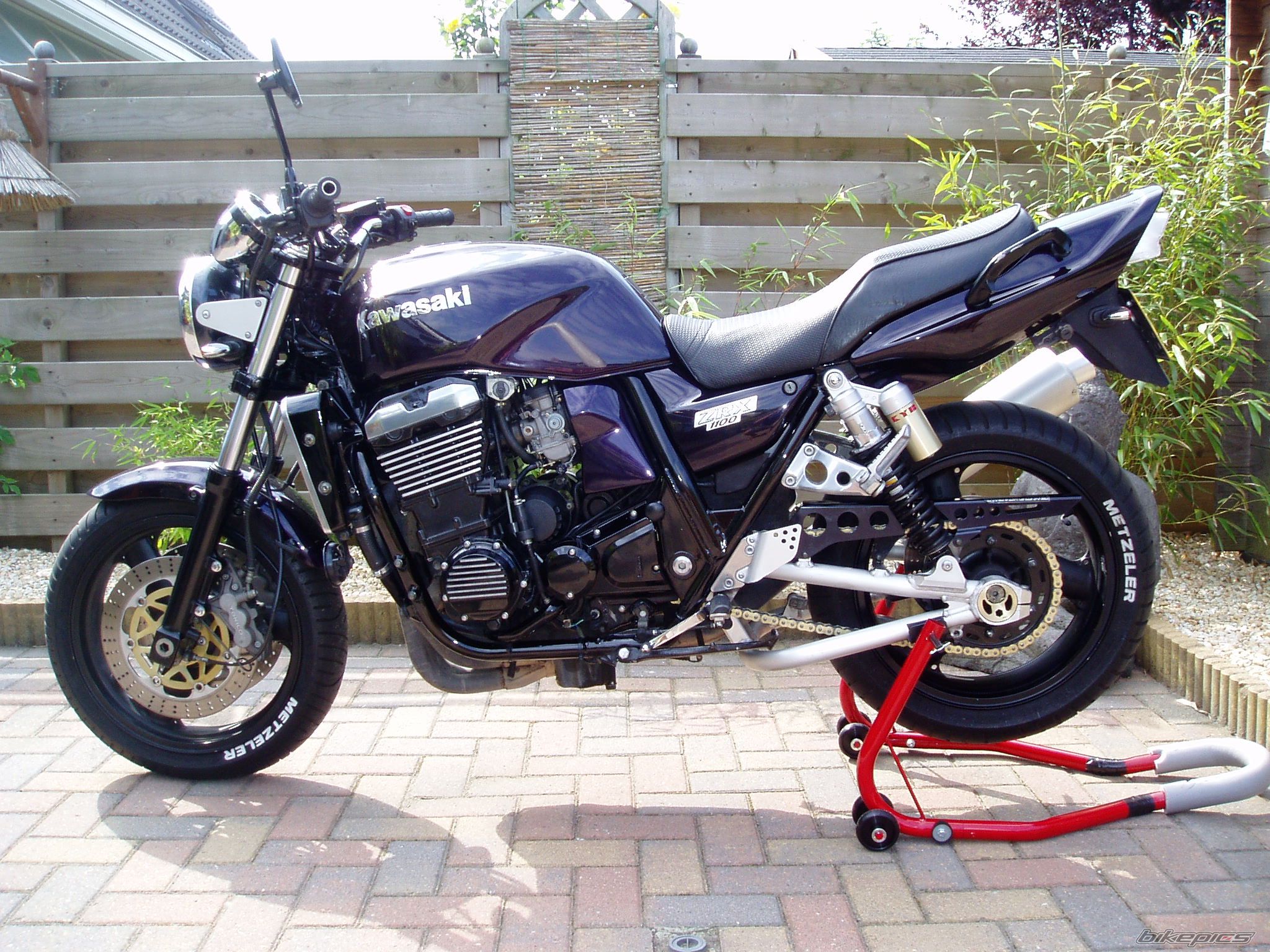 1998 KAWASAKI ZRX 1100 | Picture 1350623 motorcycle photo