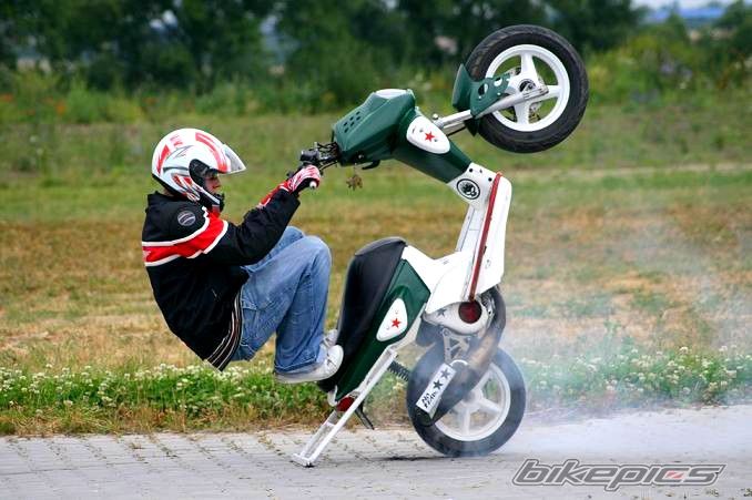 2003 YAMAHA EW 50 SLIDER | Picture 1351617 motorcycle photo