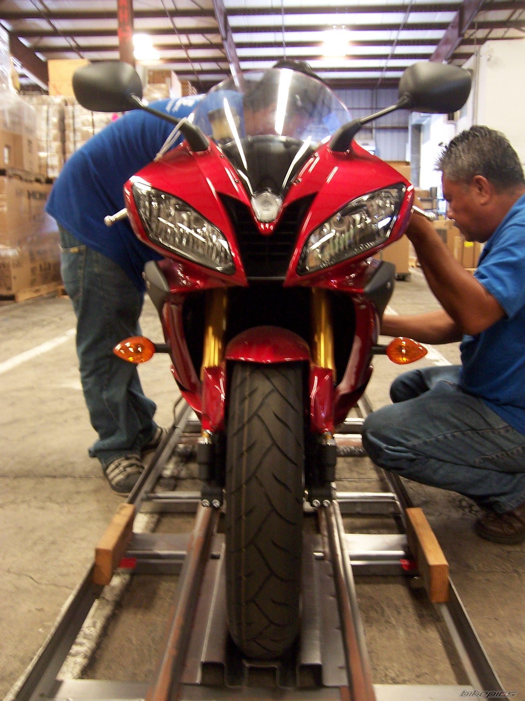 2007 YAMAHA YZF R6 | Picture 1352435 motorcycle photo